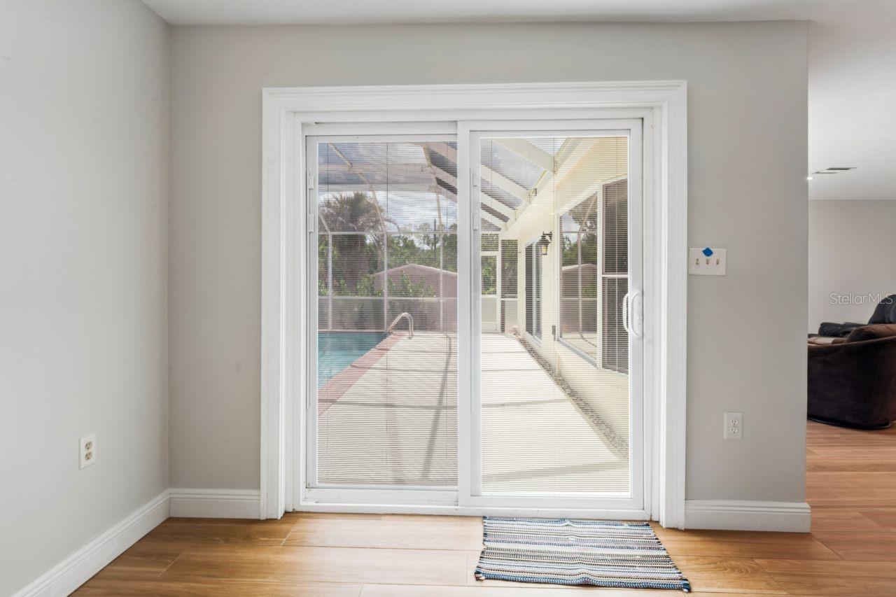 Image 34 of 61 For 6955 Bottle Brush Drive