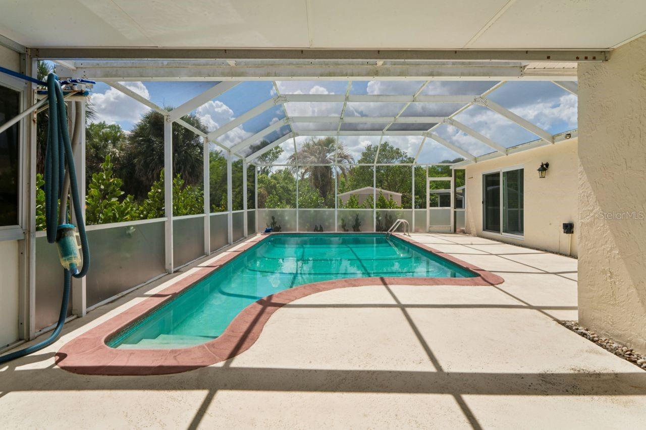 Image 39 of 61 For 6955 Bottle Brush Drive