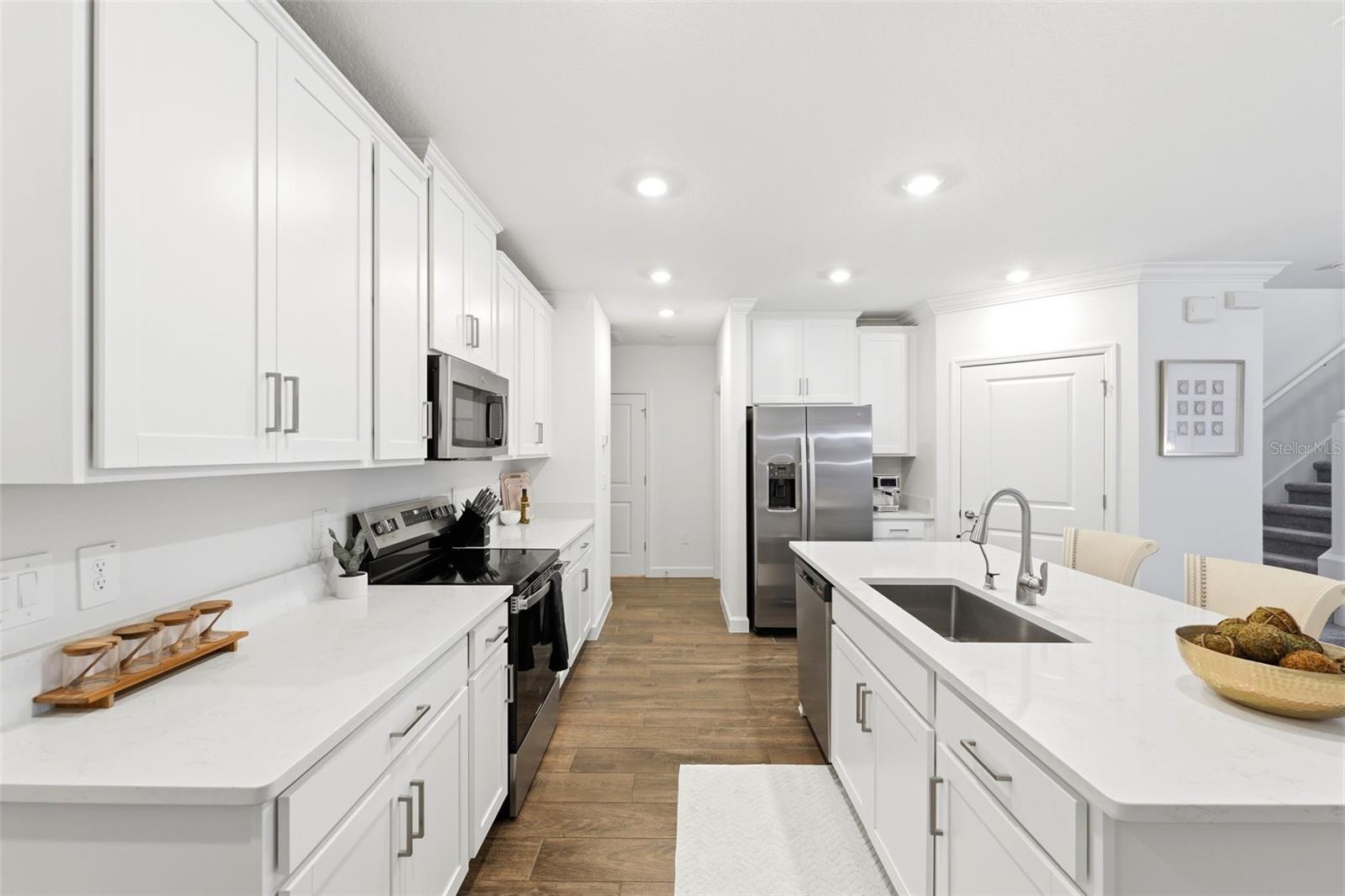 Image 4 of 19 For 10799 Gable Dig Loop