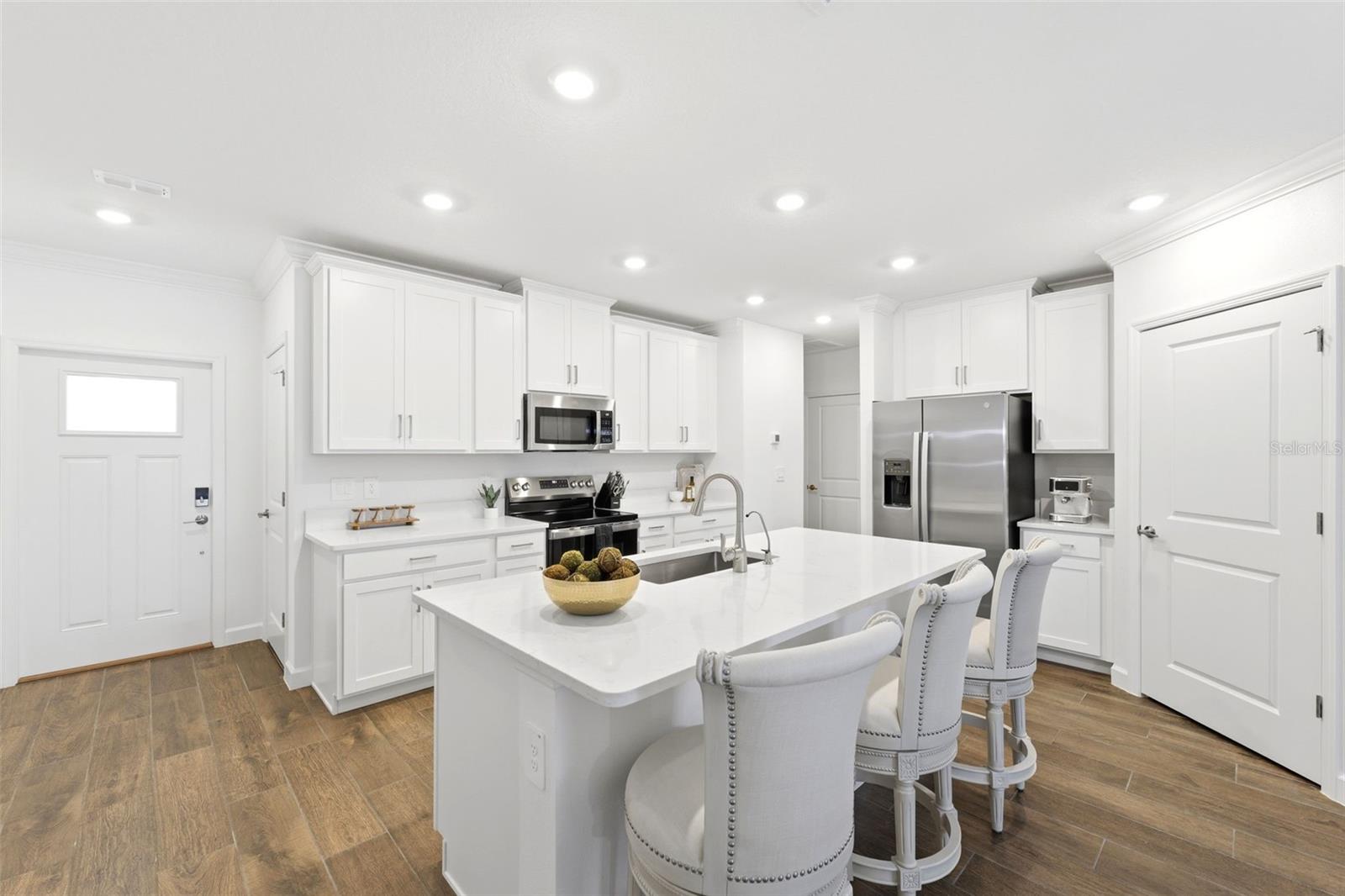 Image 5 of 19 For 10799 Gable Dig Loop