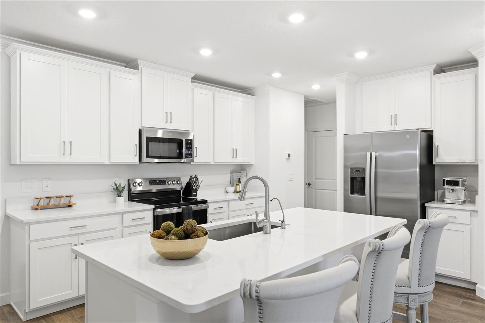 Image 6 of 19 For 10799 Gable Dig Loop