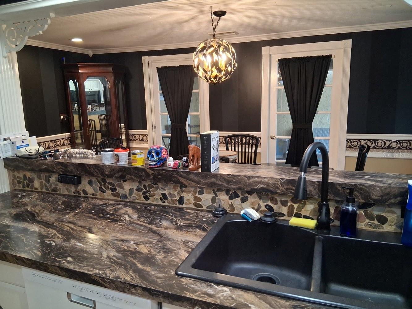 Image 9 of 32 For 12213 Saddle Strap Row