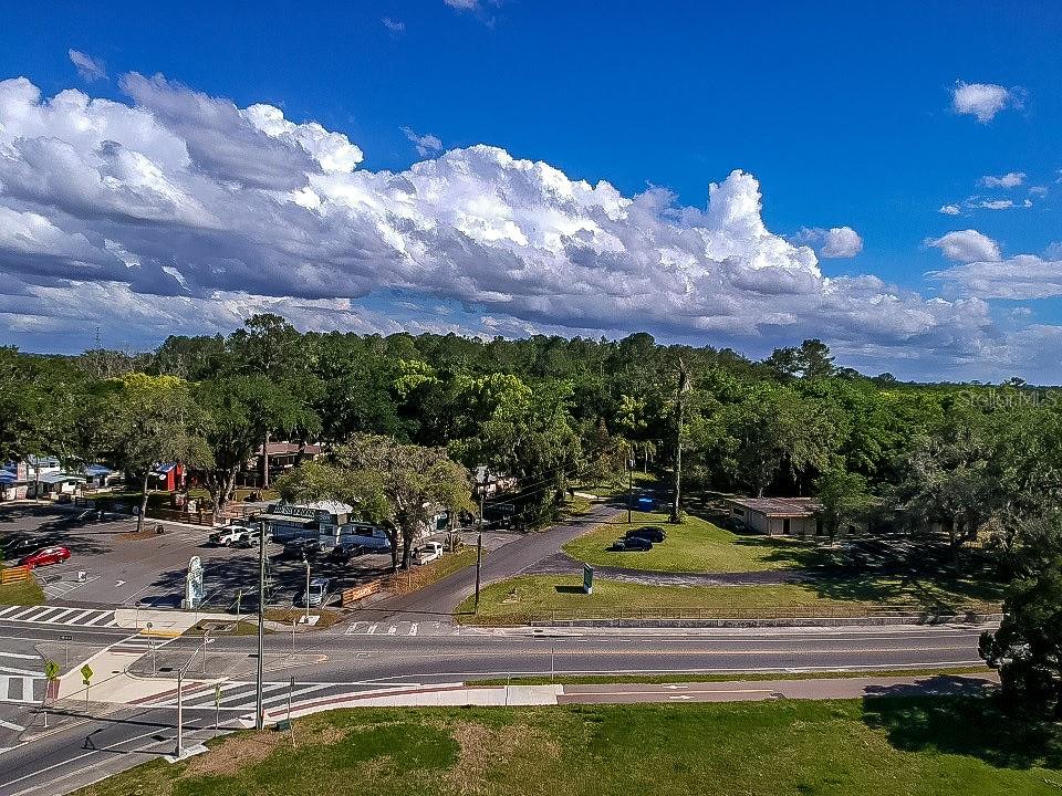 Image 72 of 75 For 615 Old Hospital Drive