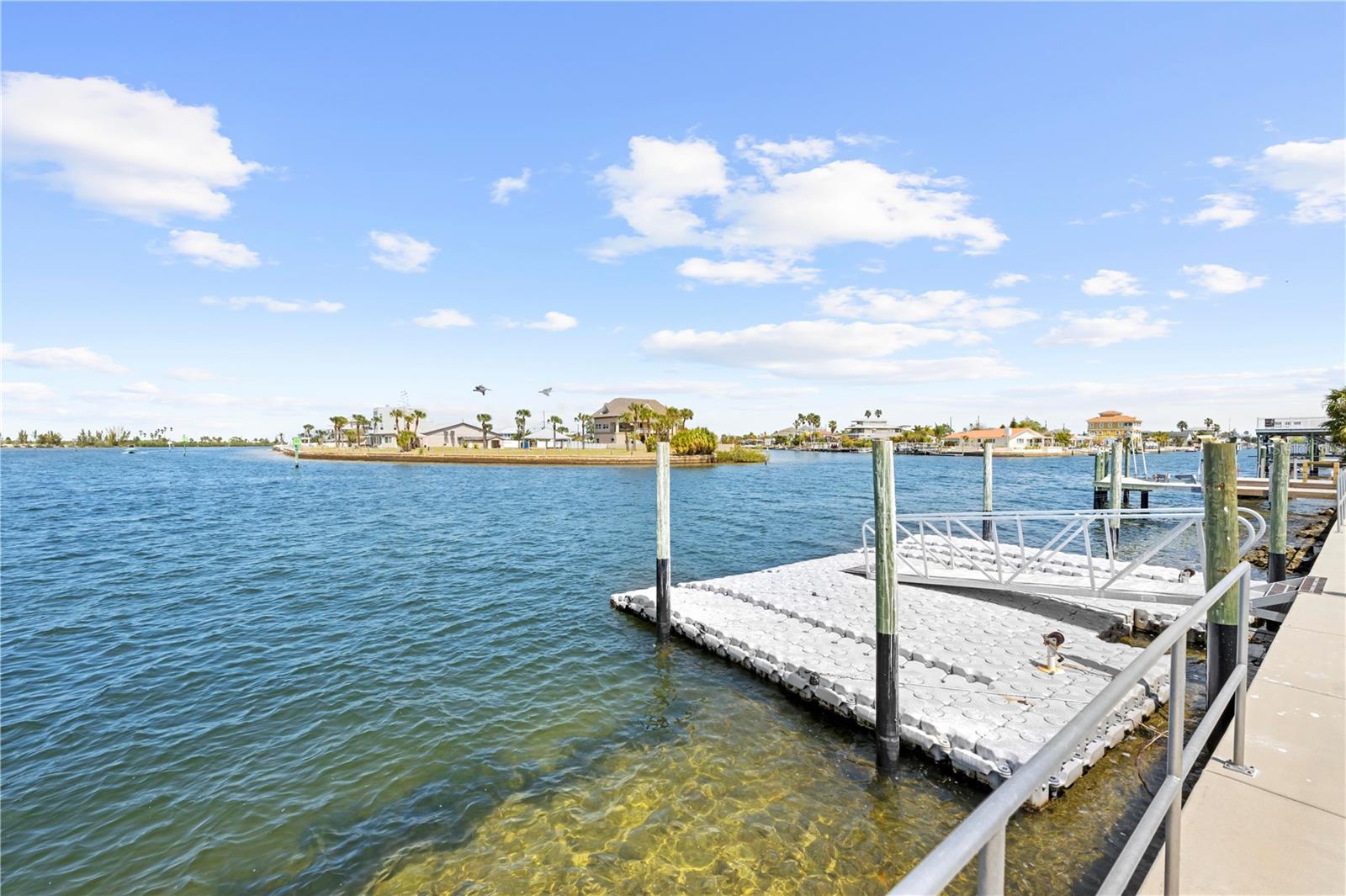 Image 18 of 23 For 3387 Gulf Winds Circle