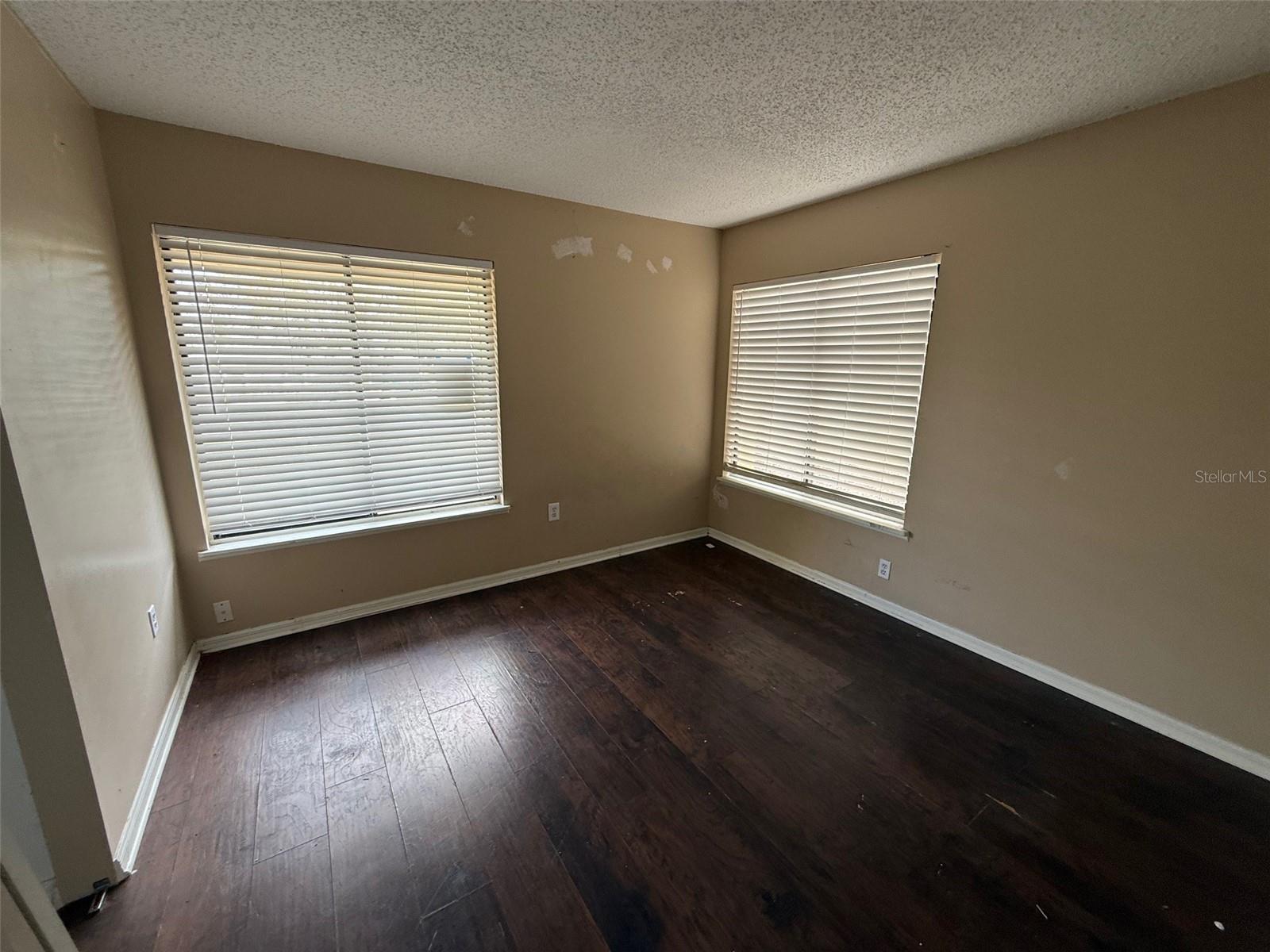 Image 10 of 15 For 9085 Heather Boulevard