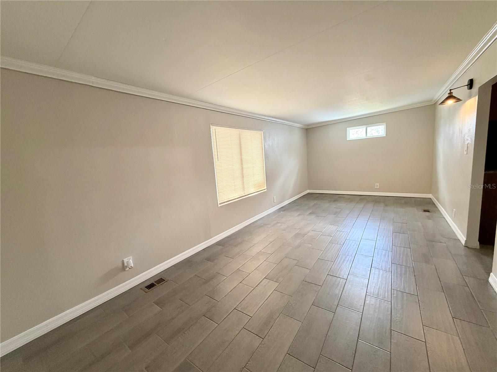 Image 3 of 9 For 7037 Lofty Drive