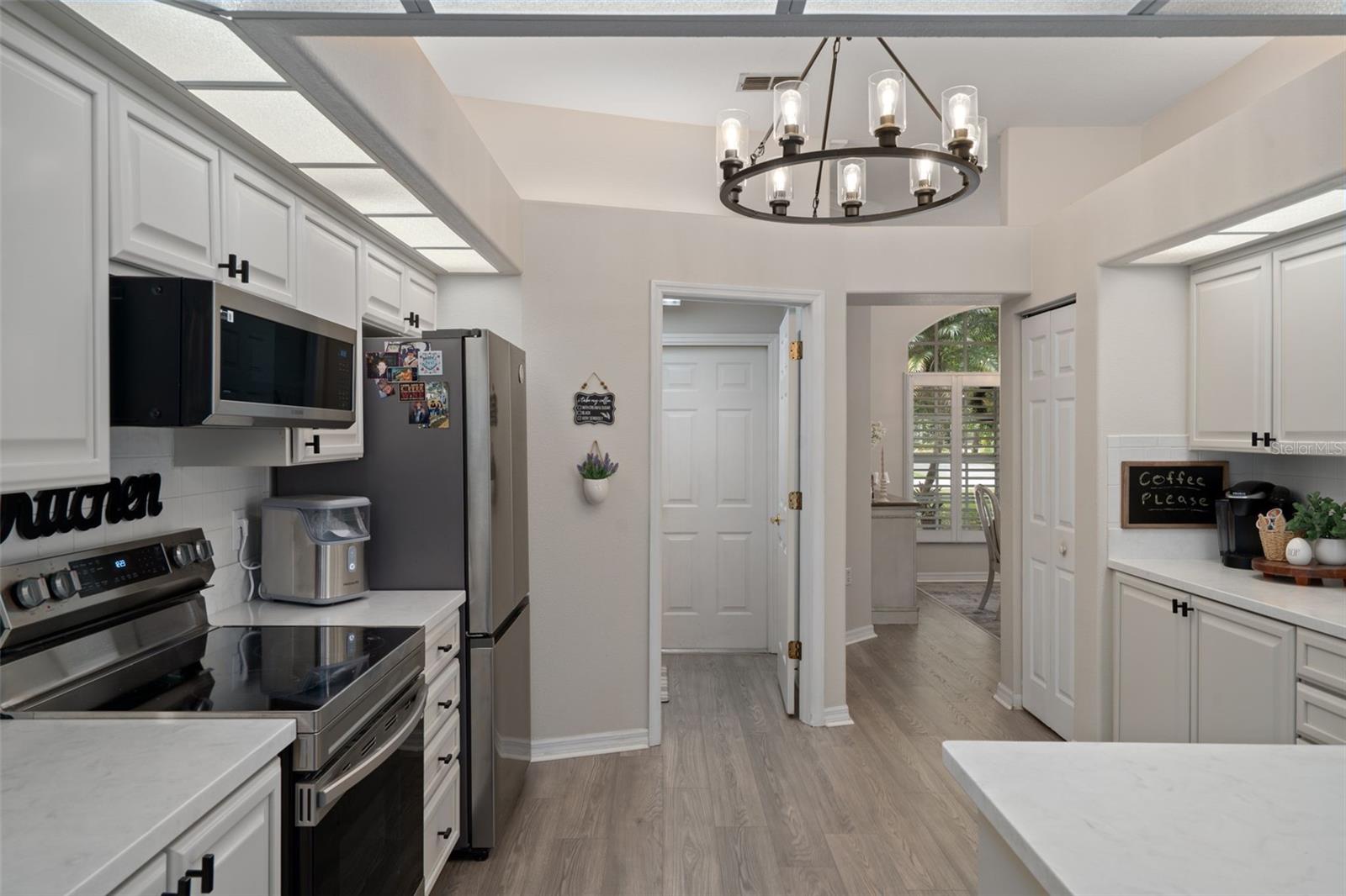 Image 12 of 55 For 10139 Highcrest Lane