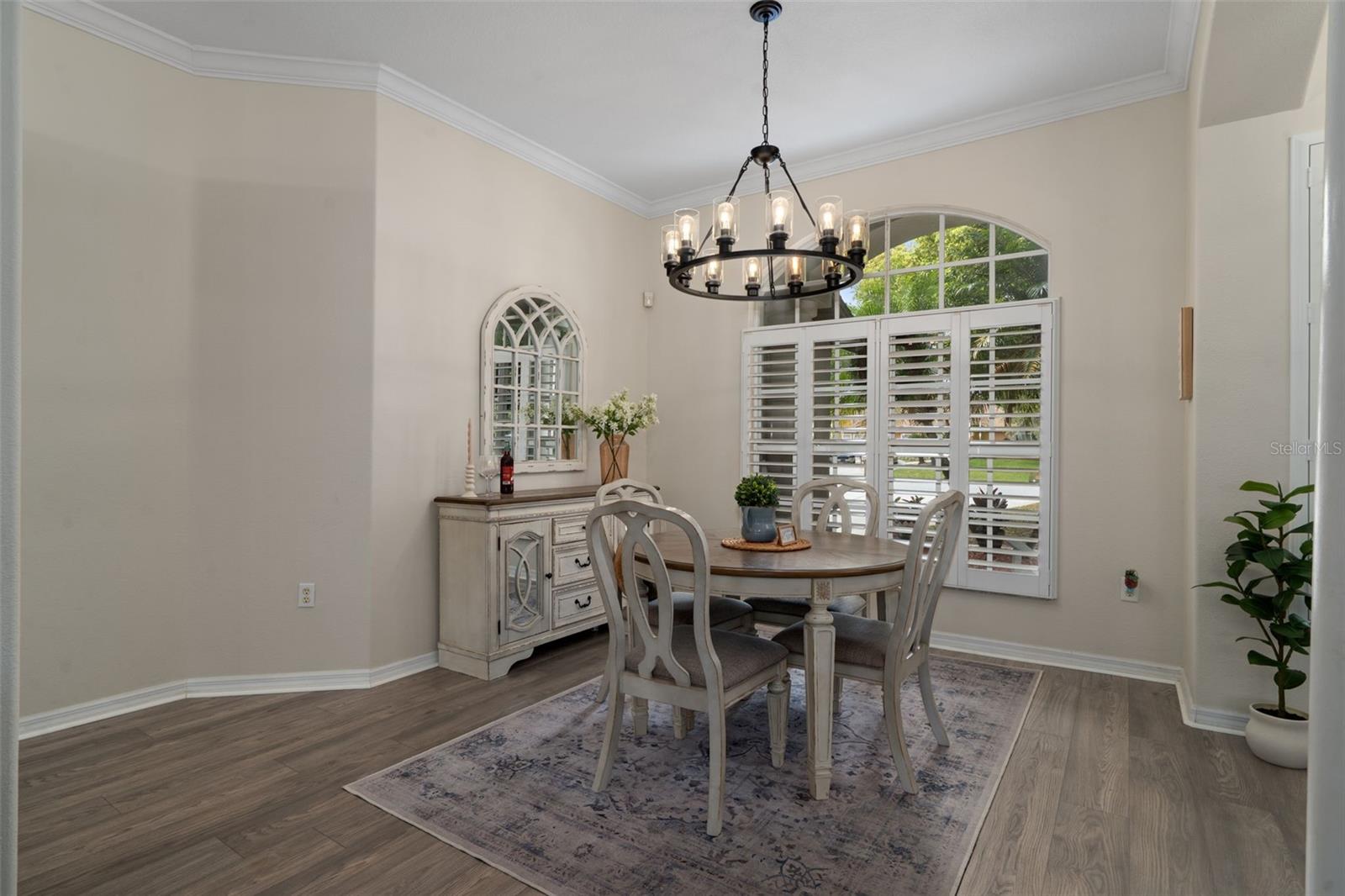 Image 29 of 55 For 10139 Highcrest Lane