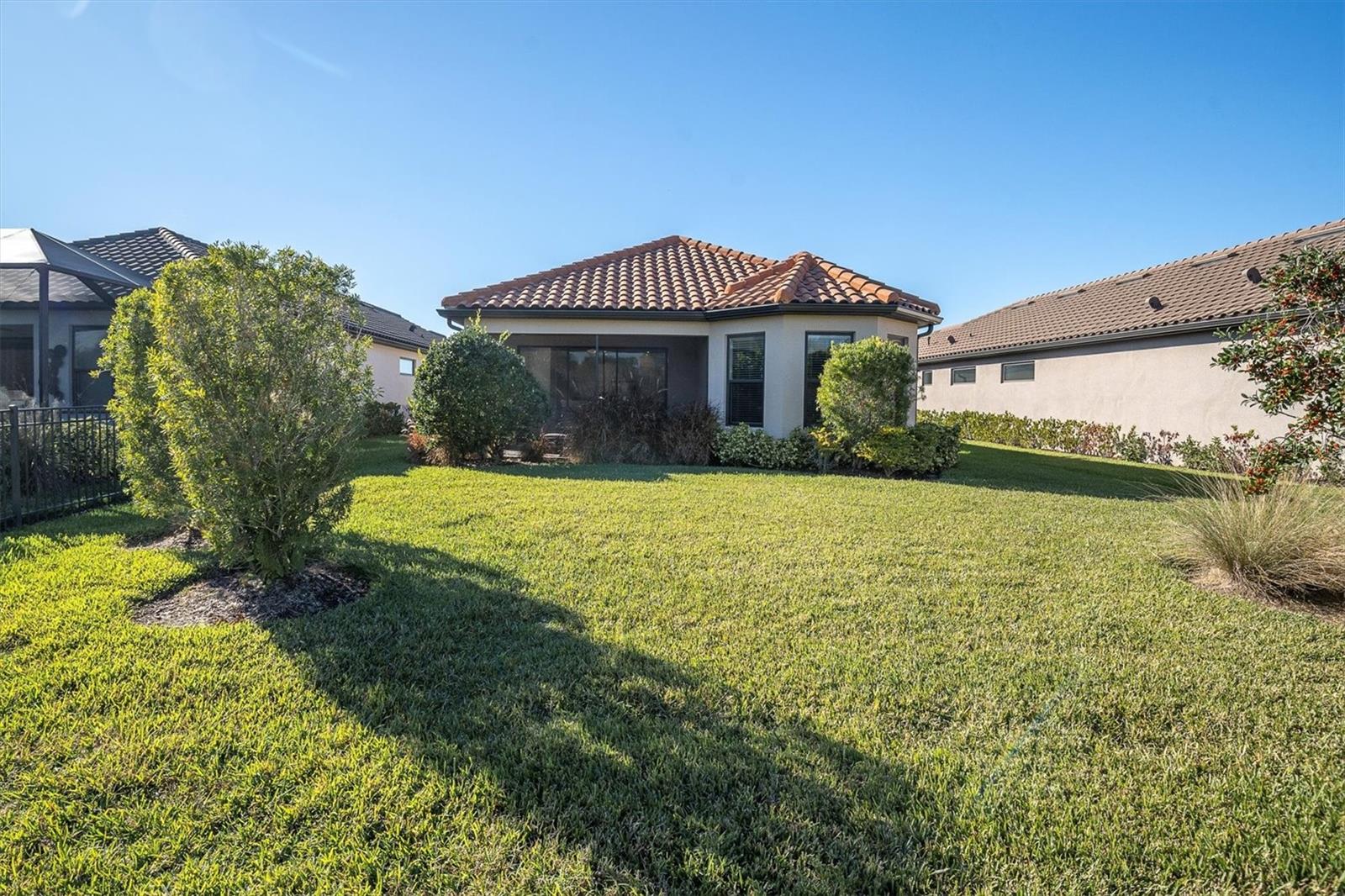 Image 25 of 44 For 3312 Francoa Drive