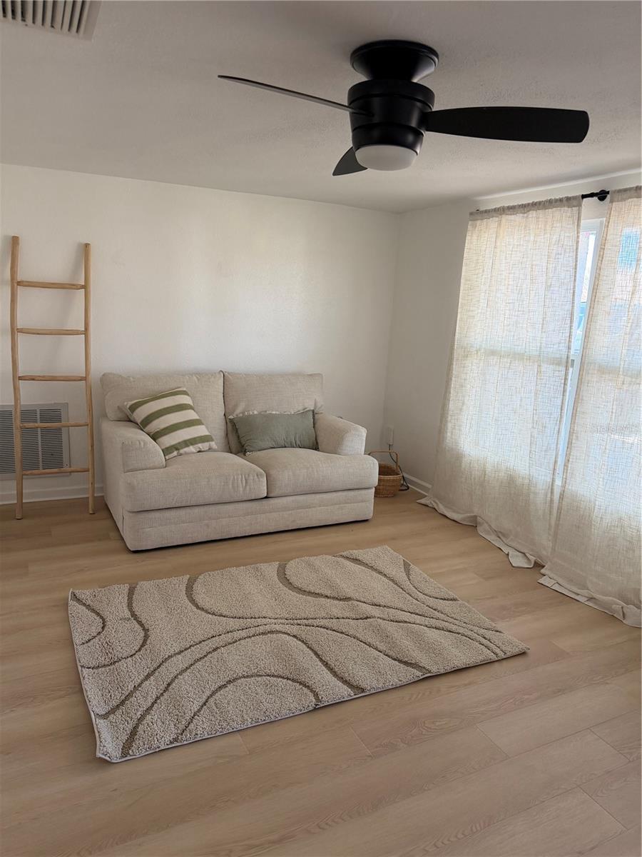 Image 12 of 19 For 3352 Honeymoon Lane