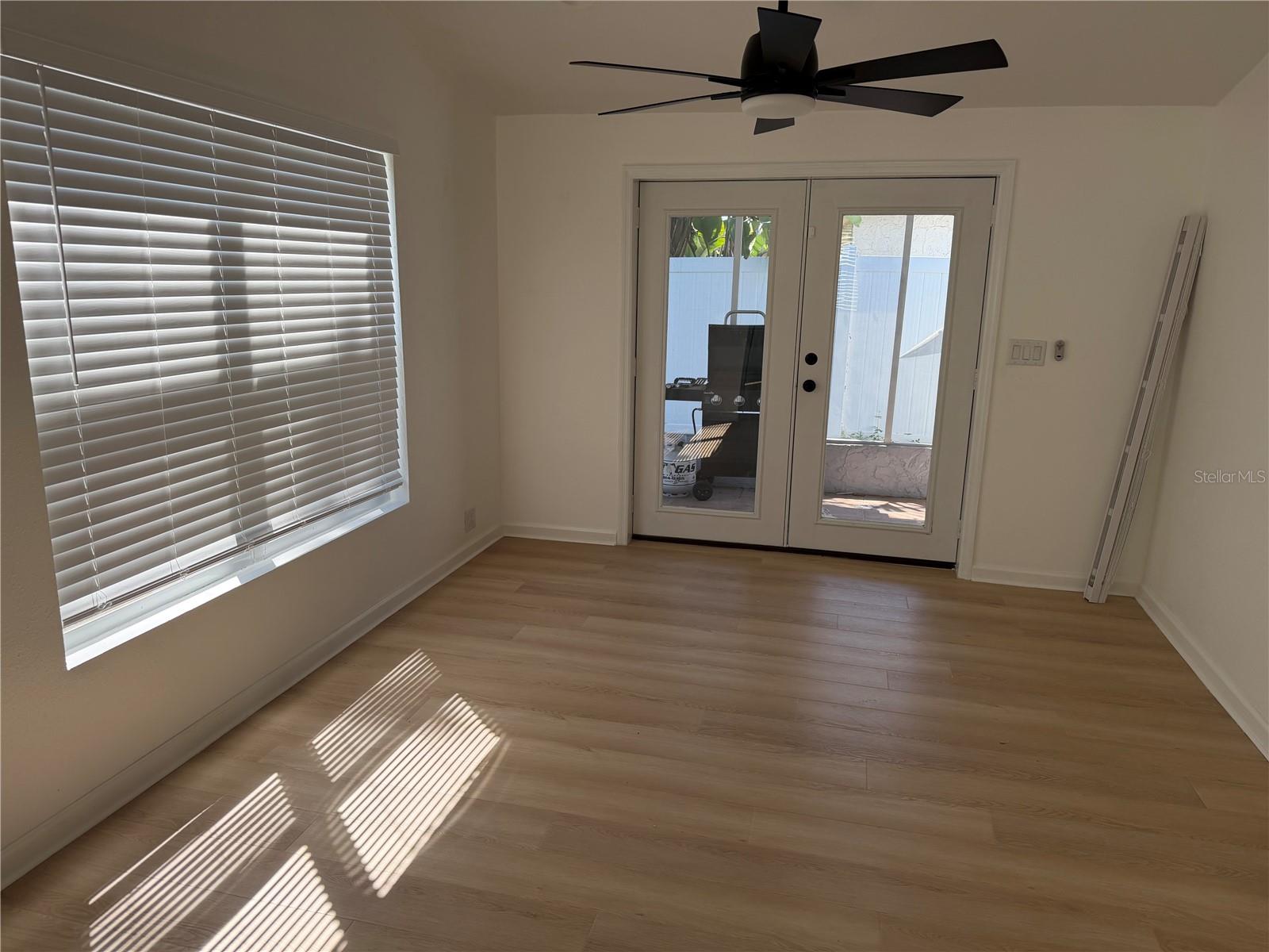 Image 16 of 19 For 3352 Honeymoon Lane