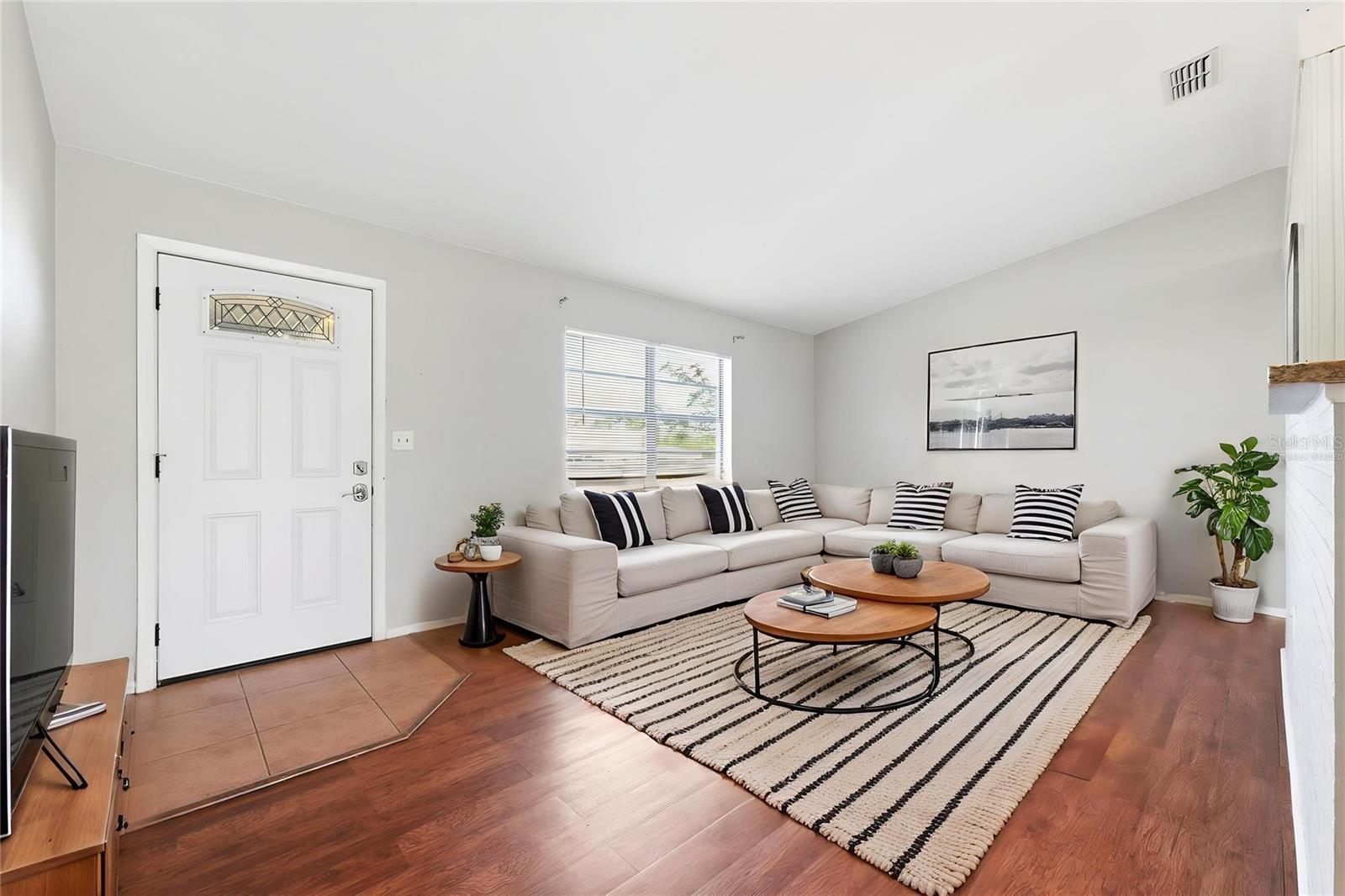 Image 4 of 33 For 5364 Deltona Boulevard