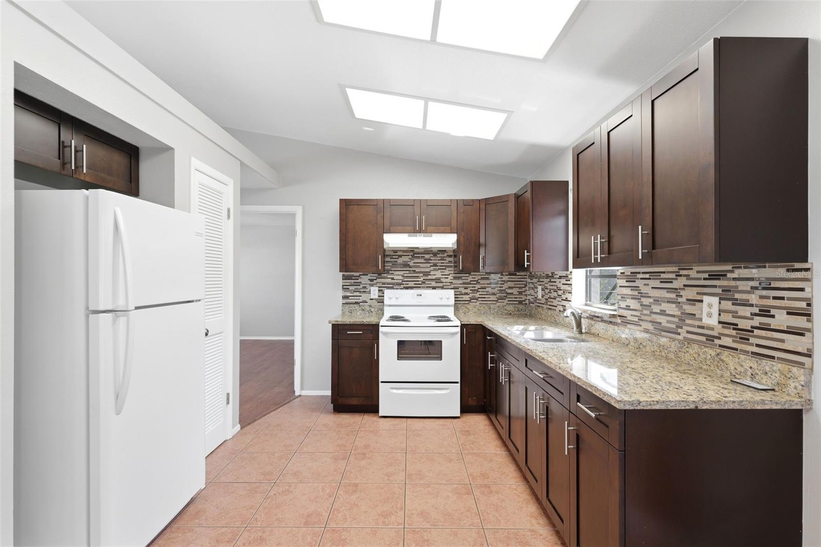 Image 8 of 33 For 5364 Deltona Boulevard