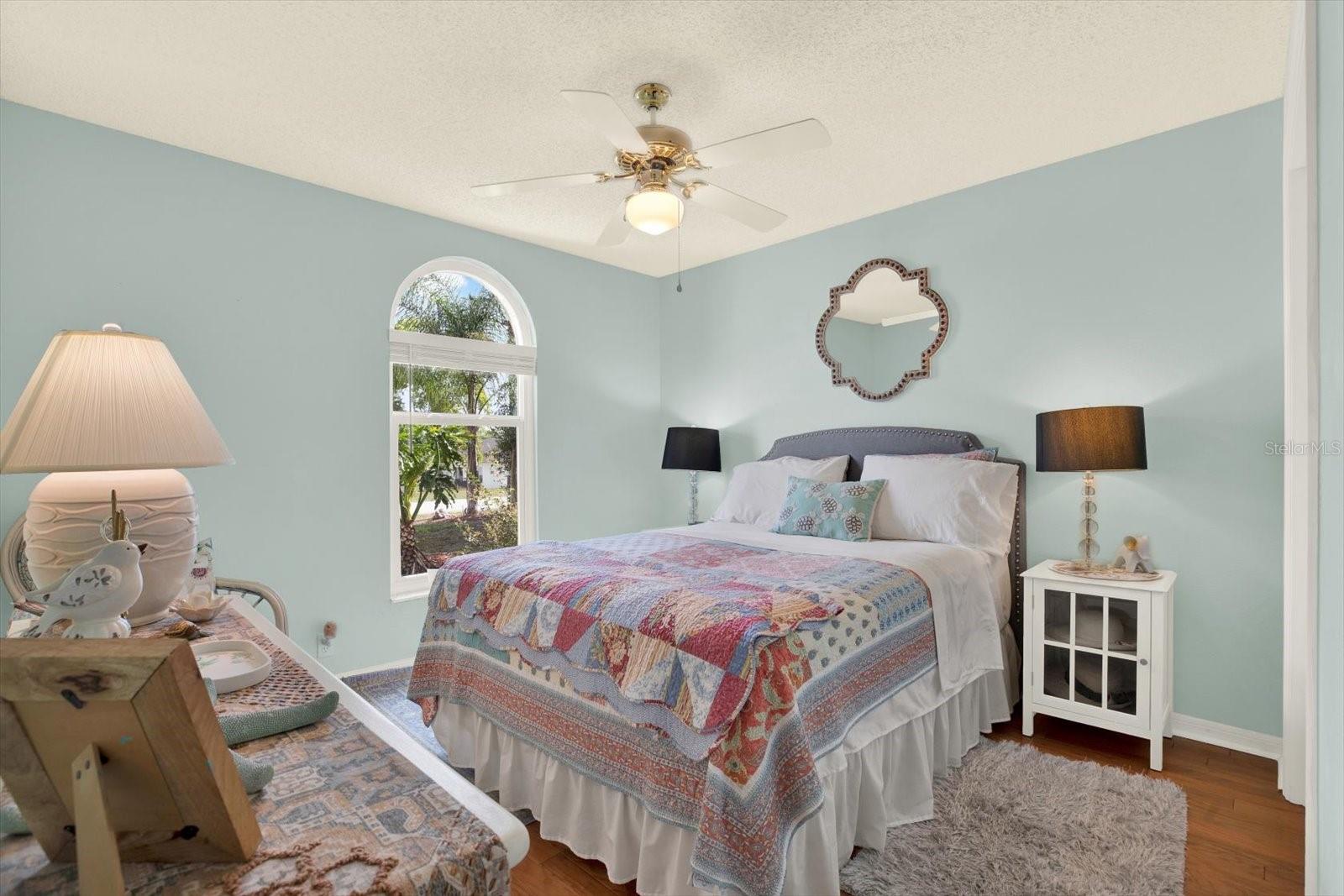 Listing photo id 28 for 13004 Hanley Drive