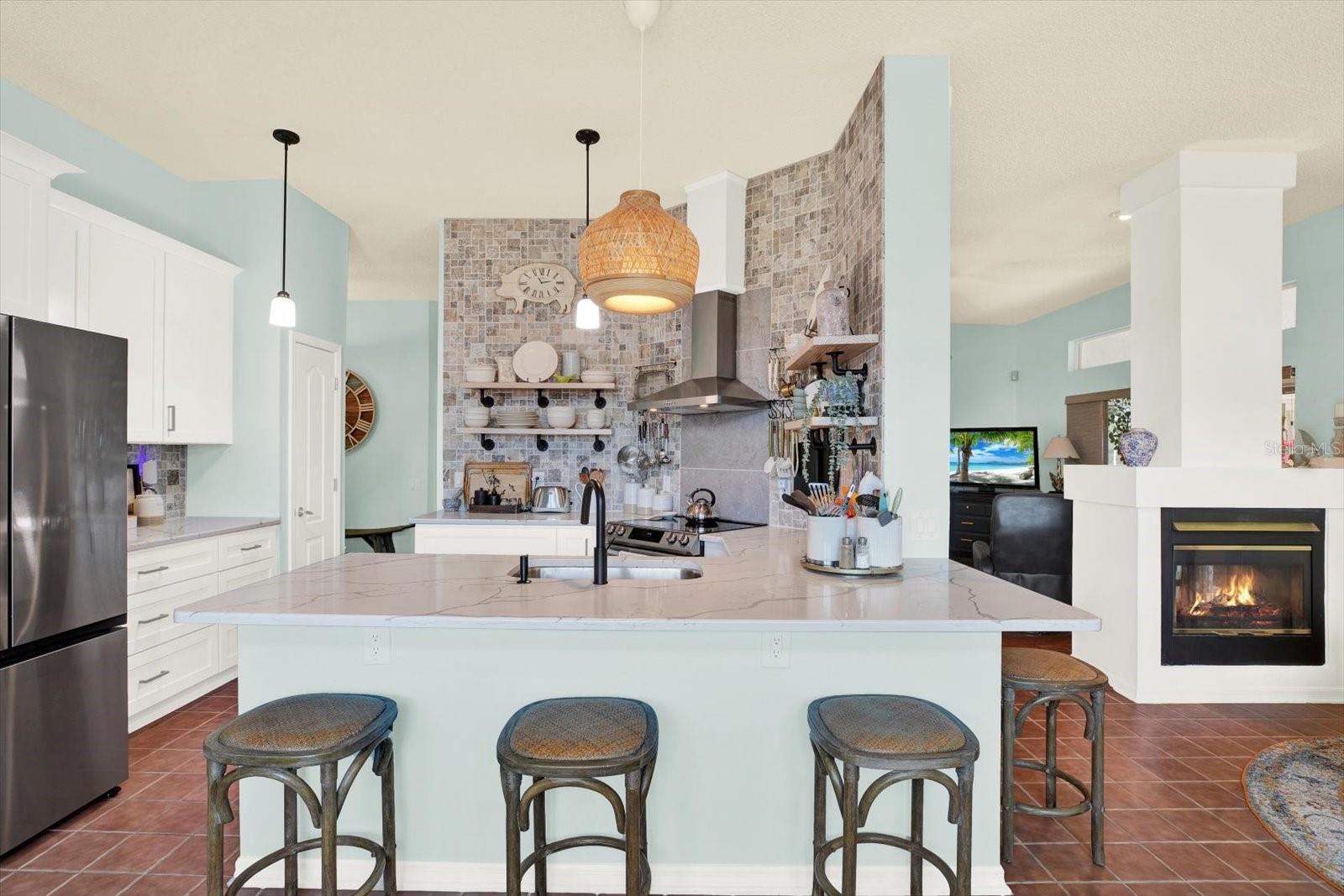 Listing photo id 5 for 13004 Hanley Drive