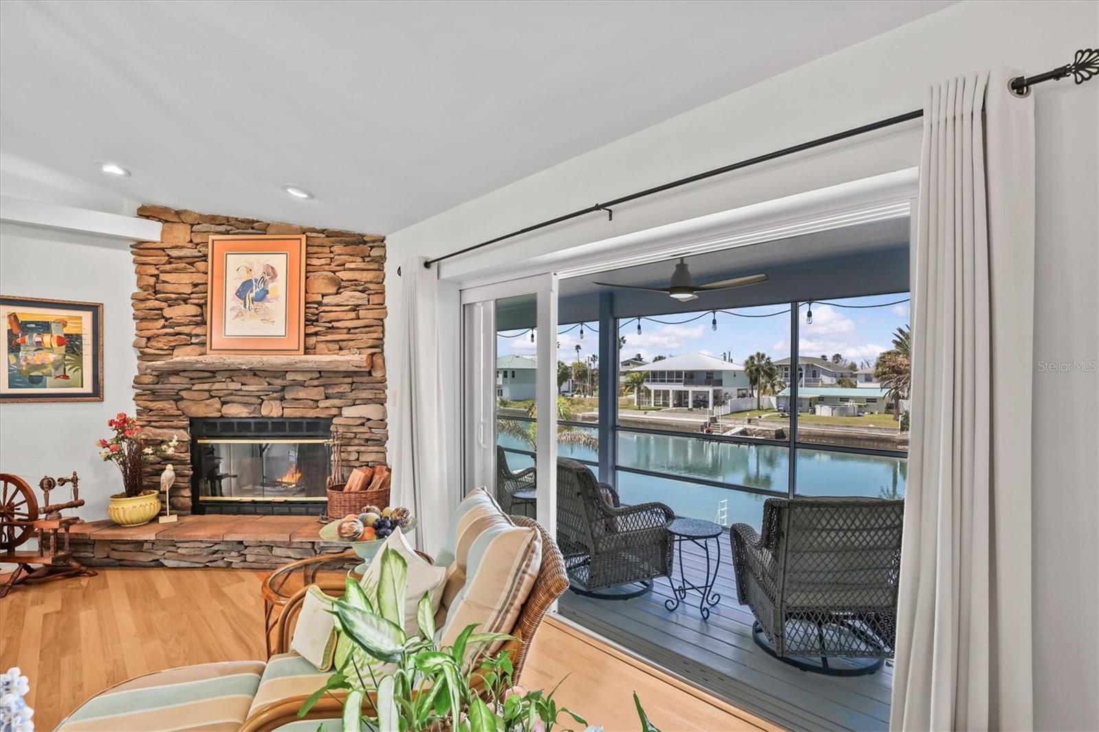 Image 19 of 73 For 4475 Burmuda Drive