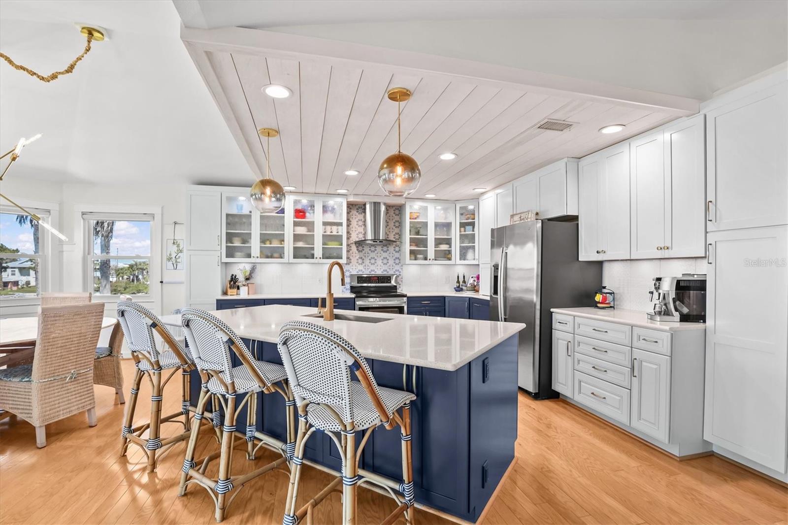 Image 26 of 73 For 4475 Burmuda Drive