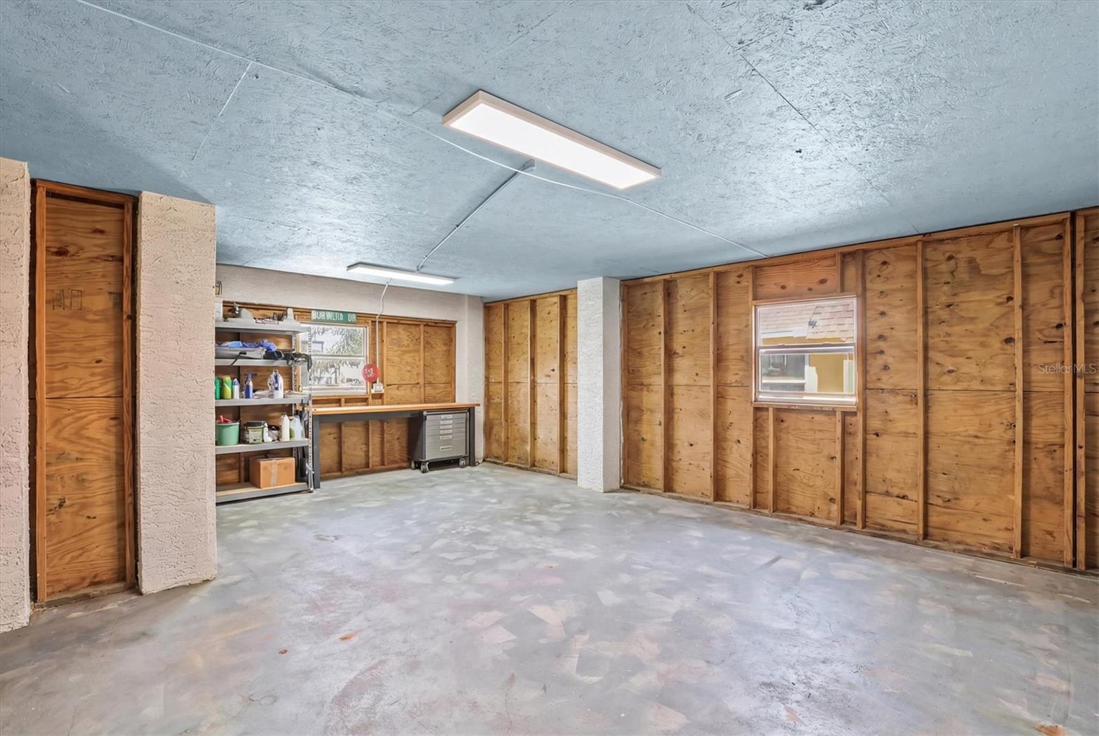 Image 56 of 73 For 4475 Burmuda Drive