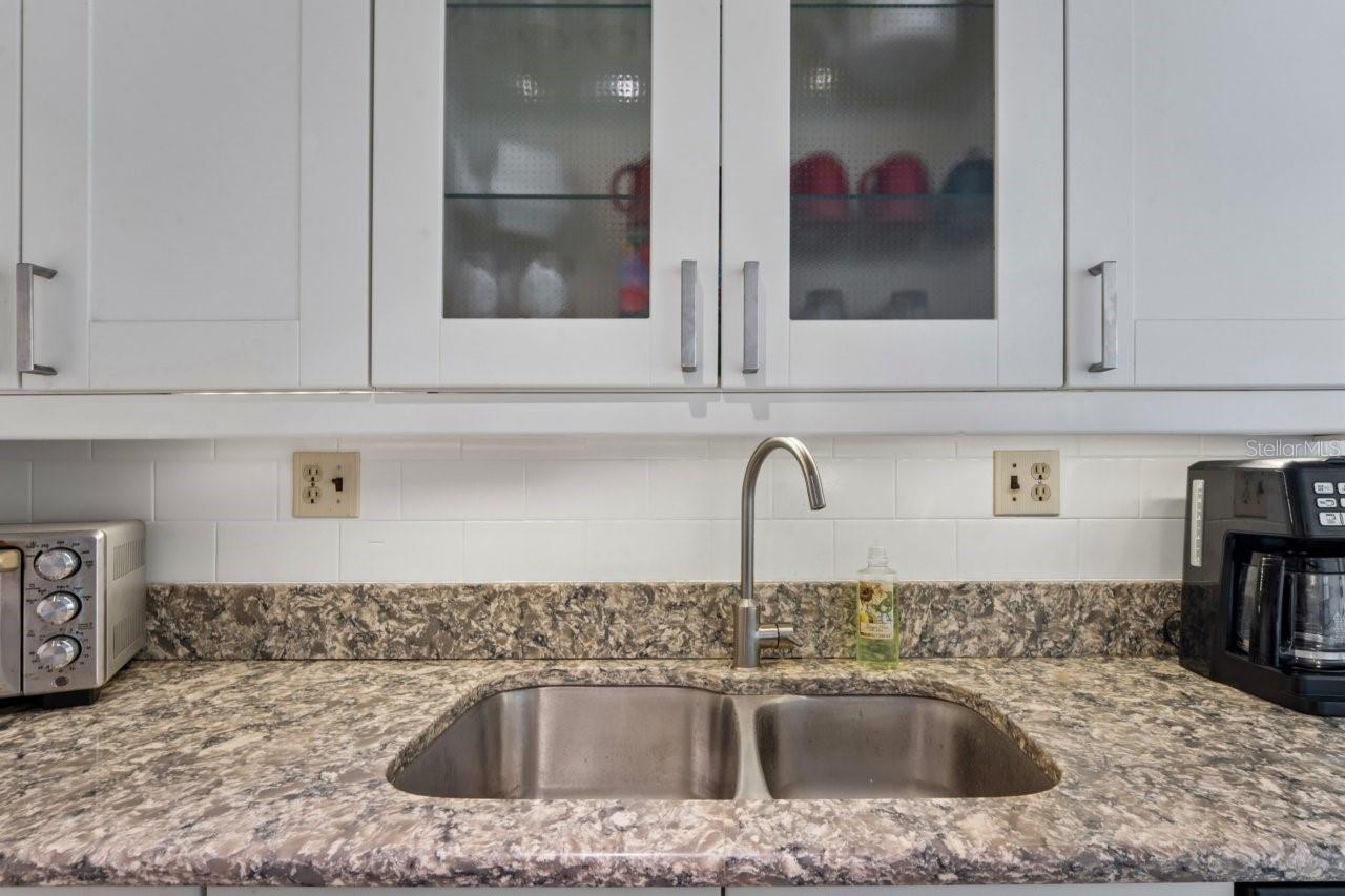 Image 15 of 65 For 10355 Paradise Boulevard 604