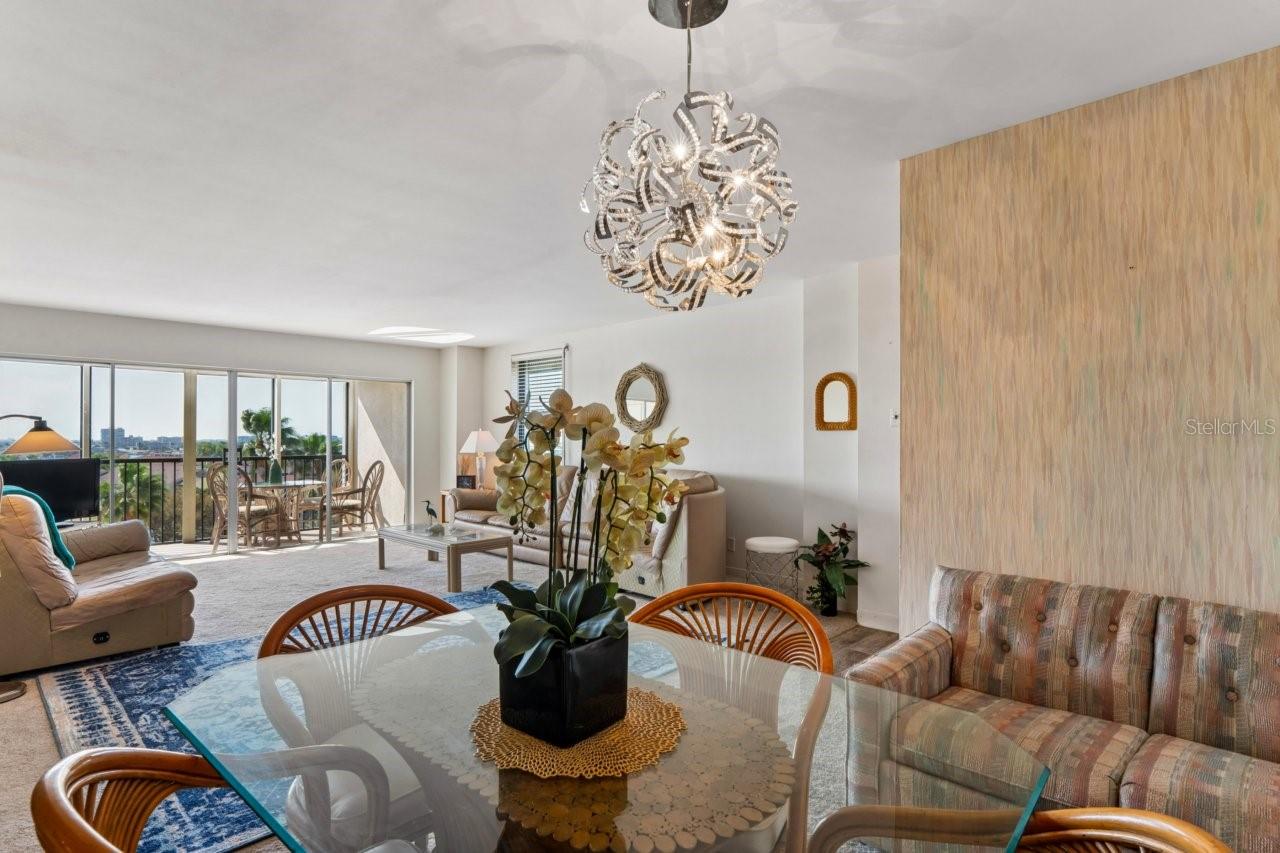 Image 18 of 65 For 10355 Paradise Boulevard 604