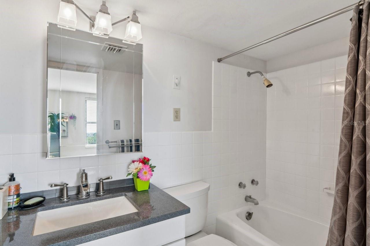 Image 27 of 65 For 10355 Paradise Boulevard 604