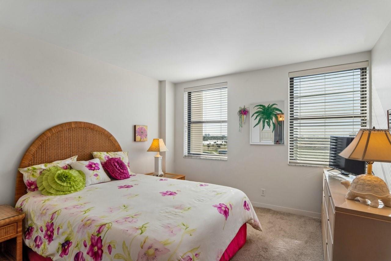 Image 30 of 65 For 10355 Paradise Boulevard 604