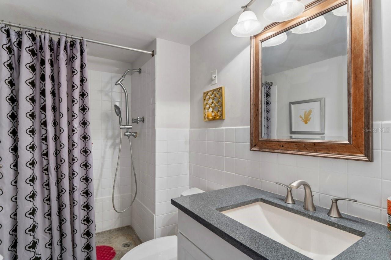 Image 34 of 65 For 10355 Paradise Boulevard 604