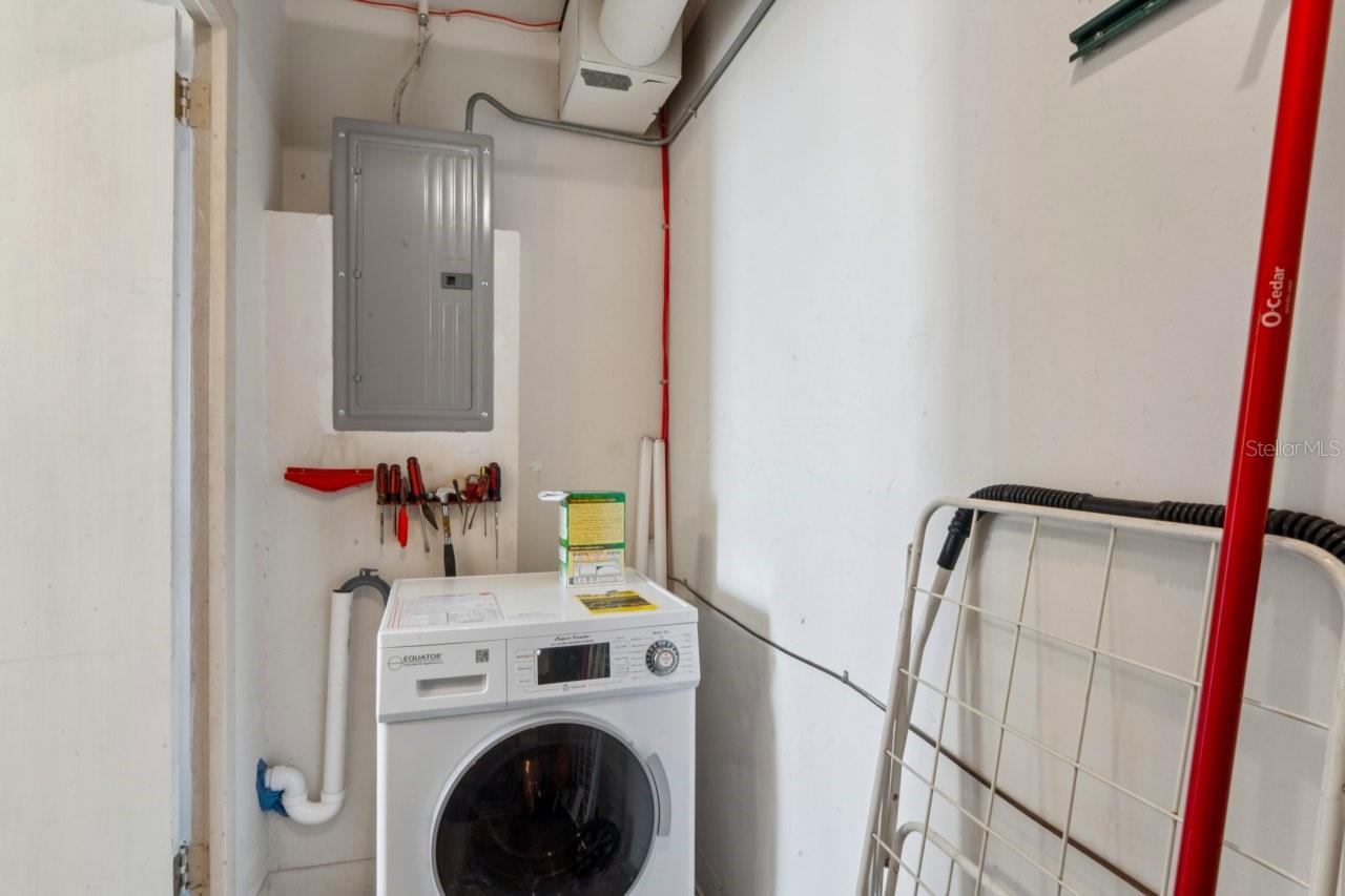 Image 37 of 65 For 10355 Paradise Boulevard 604