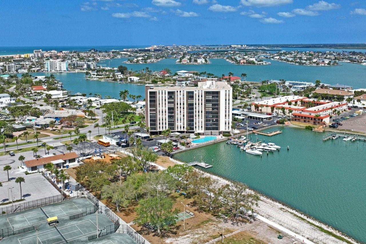 Image 41 of 65 For 10355 Paradise Boulevard 604