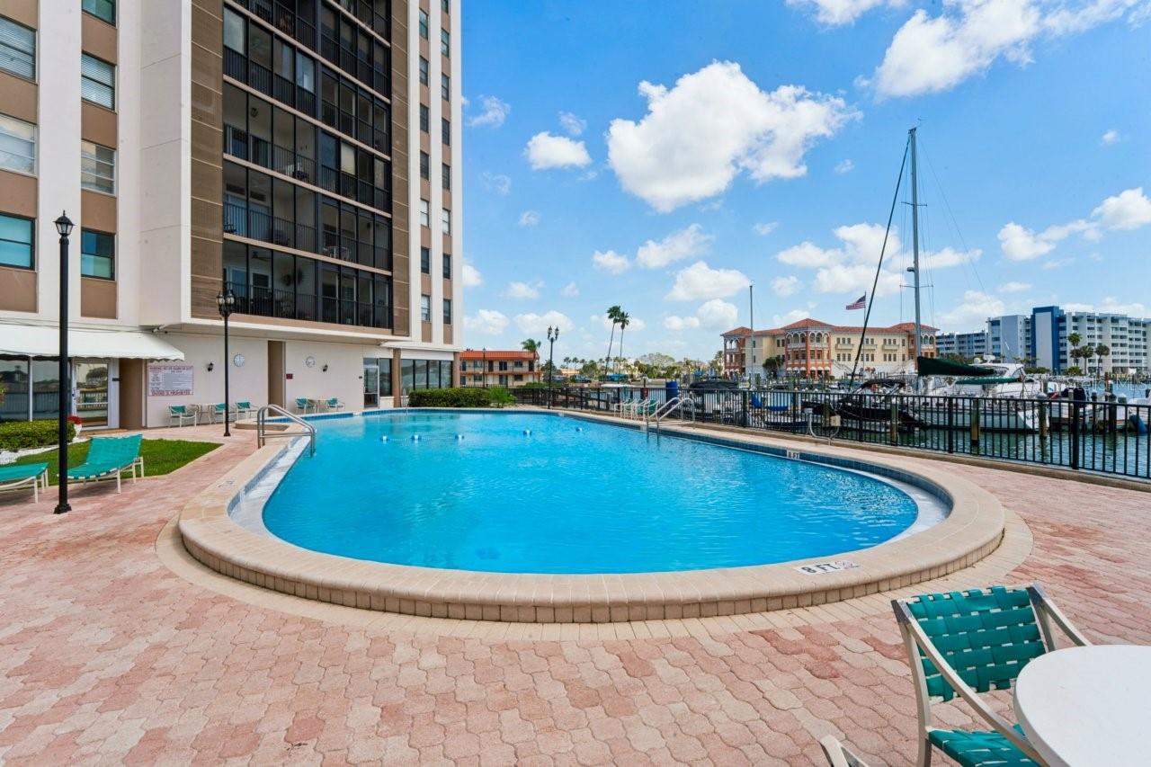 Image 54 of 65 For 10355 Paradise Boulevard 604