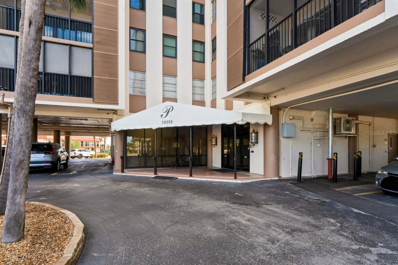 Image 6 of 65 For 10355 Paradise Boulevard 604