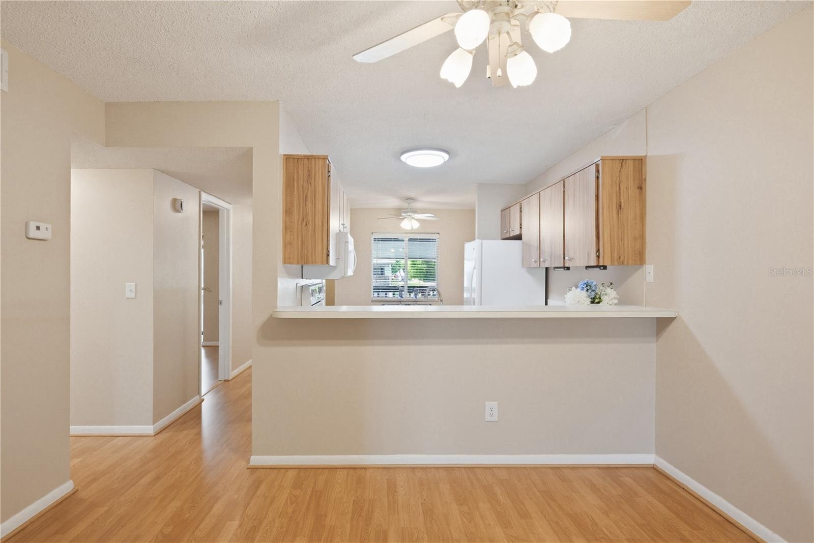 Image 15 of 36 For 11201 122nd Avenue 208