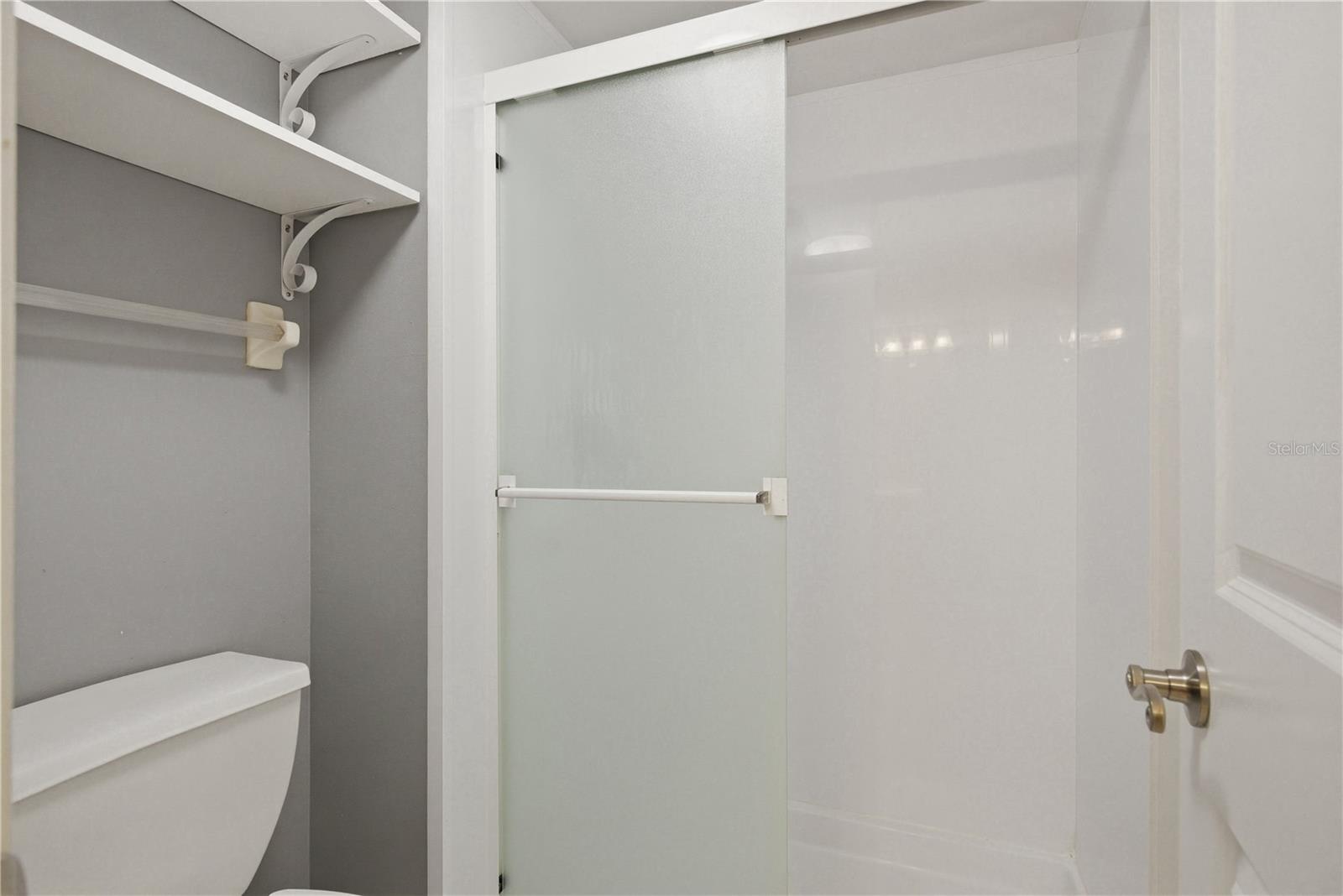 Image 19 of 36 For 11201 122nd Avenue 208