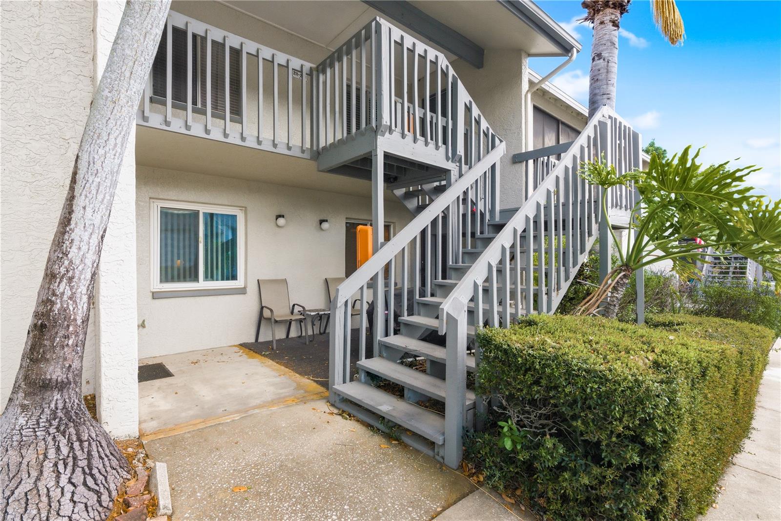 Image 2 of 36 For 11201 122nd Avenue 208