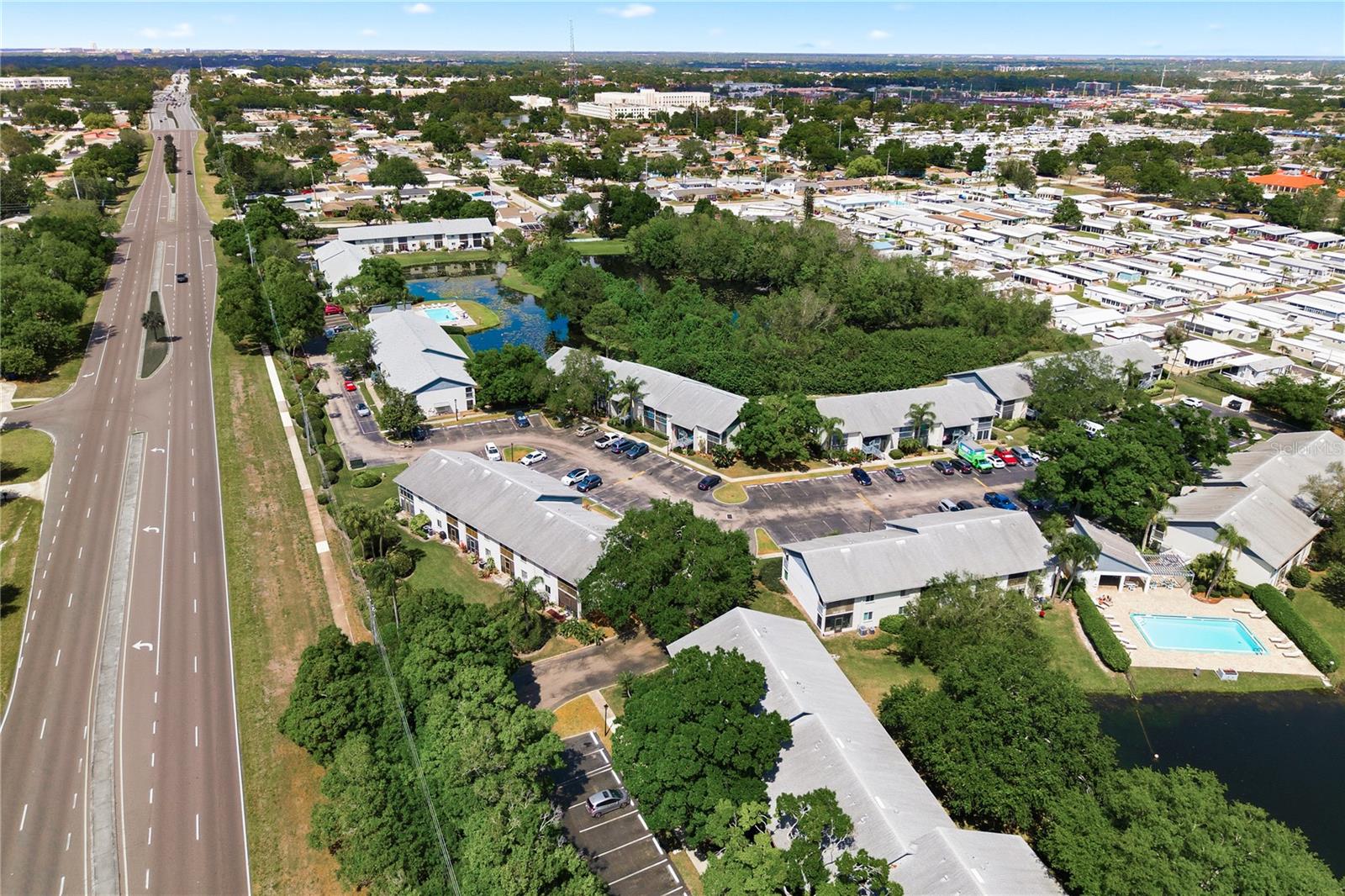 Image 30 of 36 For 11201 122nd Avenue 208