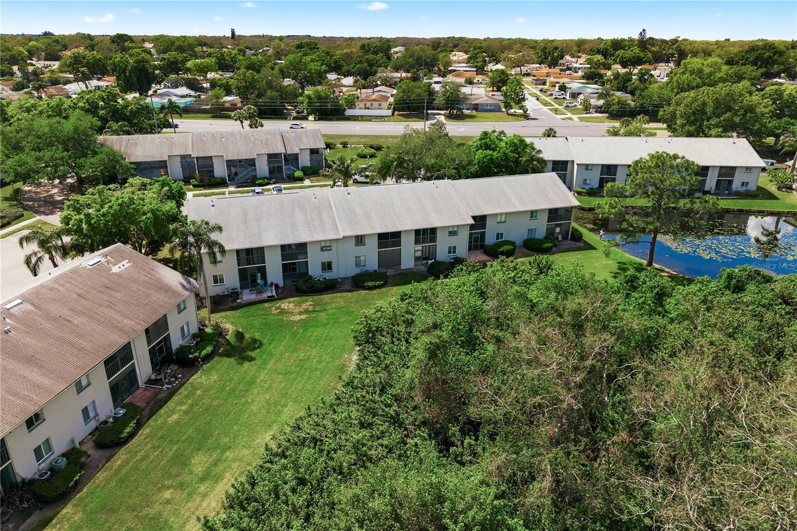 Image 32 of 36 For 11201 122nd Avenue 208