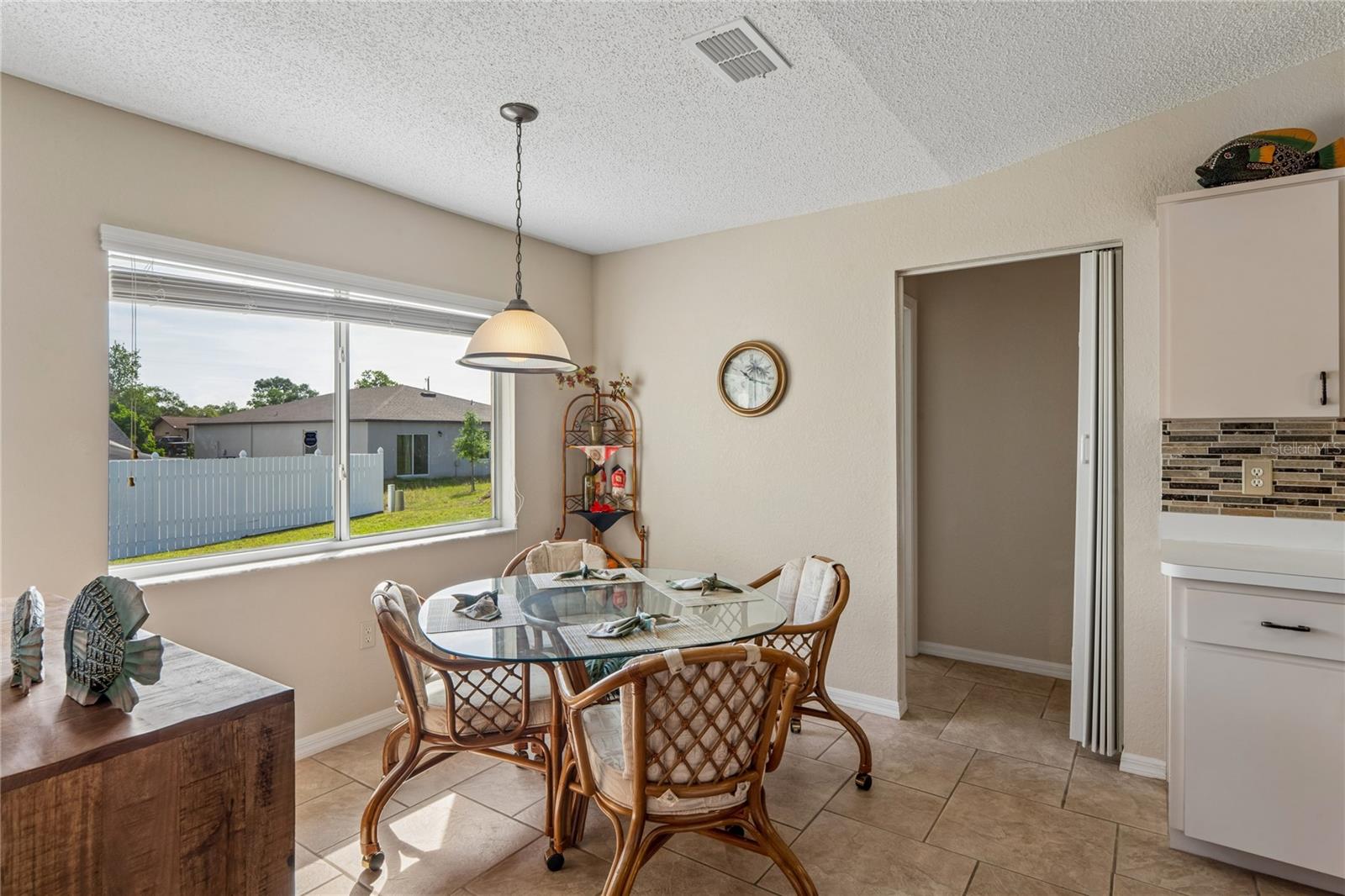 Image 17 of 62 For 5122 Quintilis Street