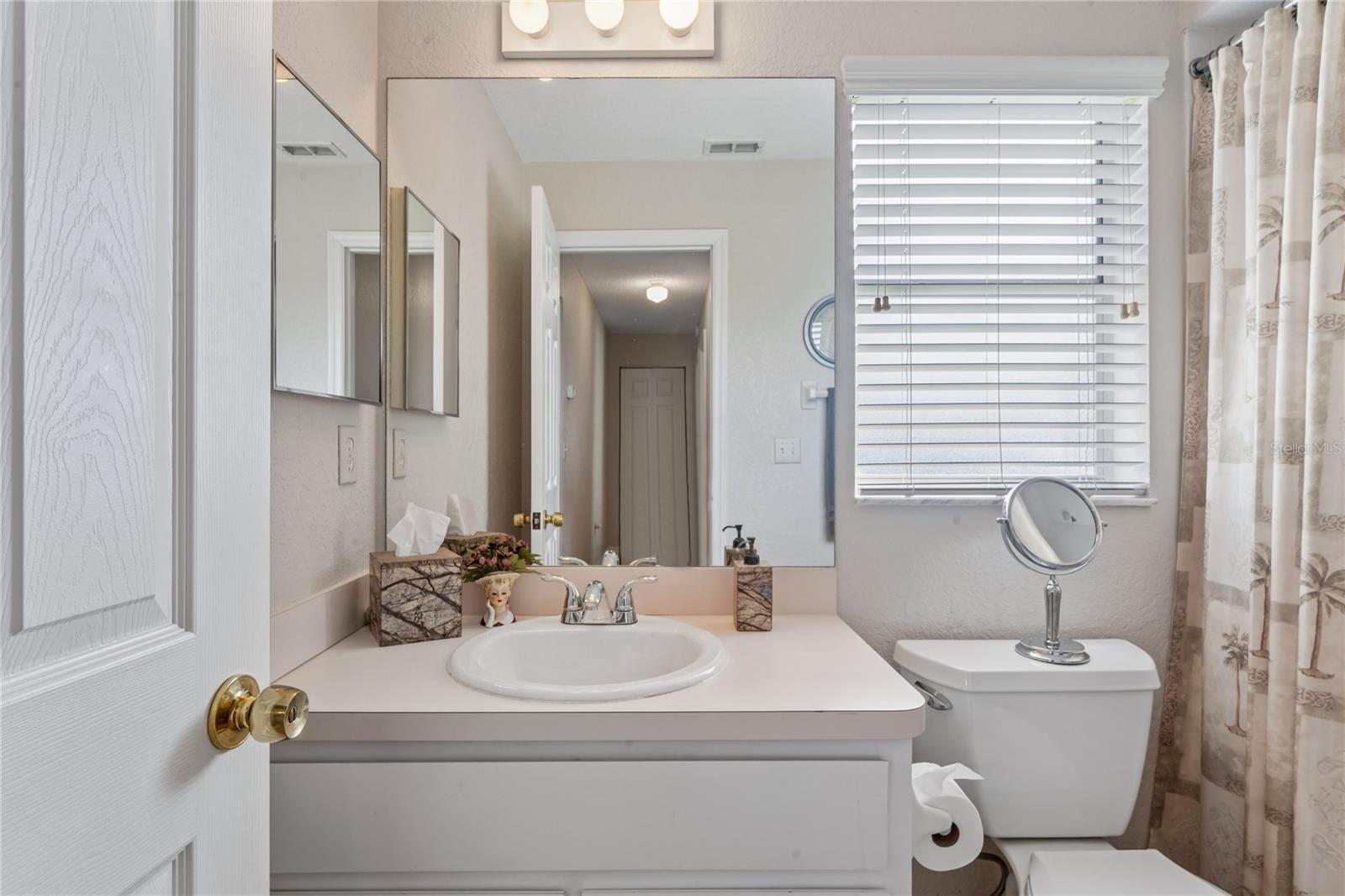 Image 38 of 62 For 5122 Quintilis Street