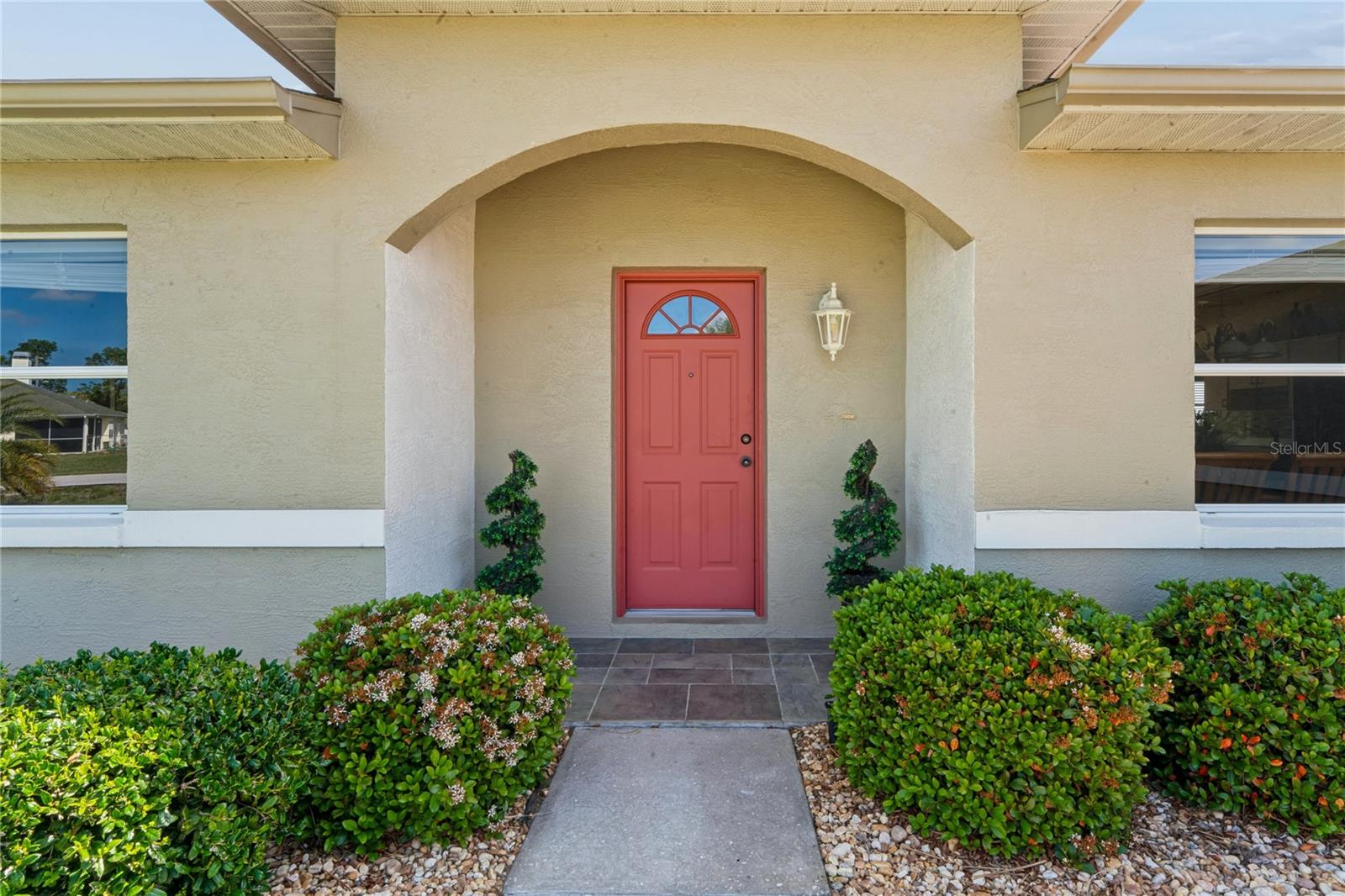 Image 4 of 62 For 5122 Quintilis Street