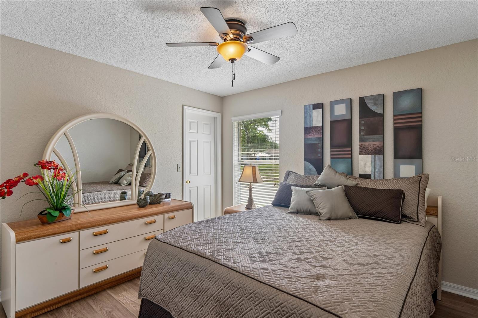 Image 40 of 62 For 5122 Quintilis Street