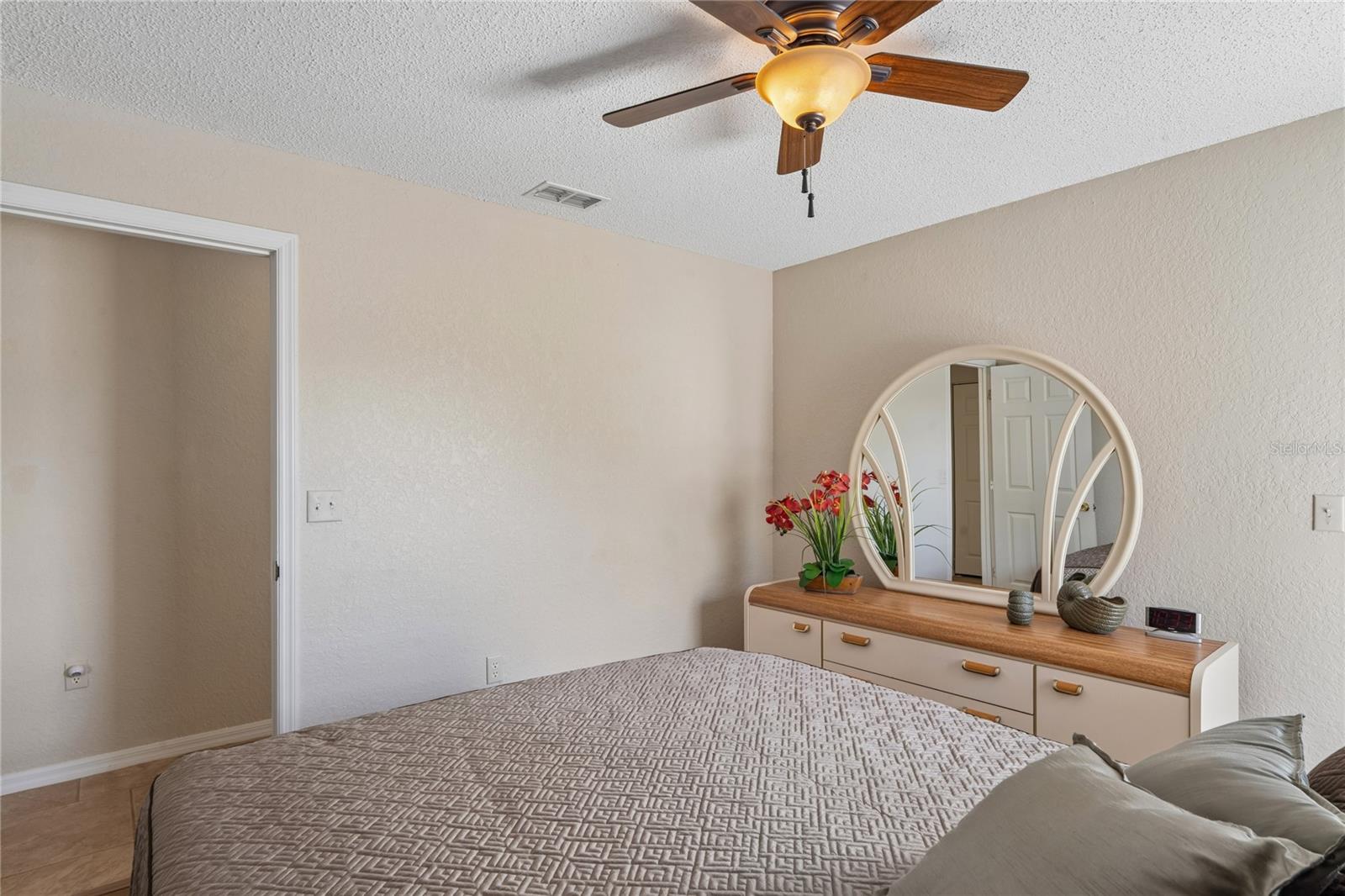 Image 41 of 62 For 5122 Quintilis Street