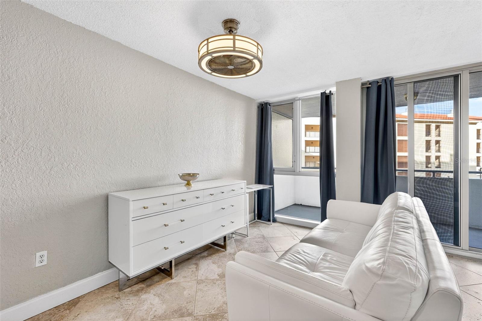 Image 18 of 45 For 470 3rd Street S 318