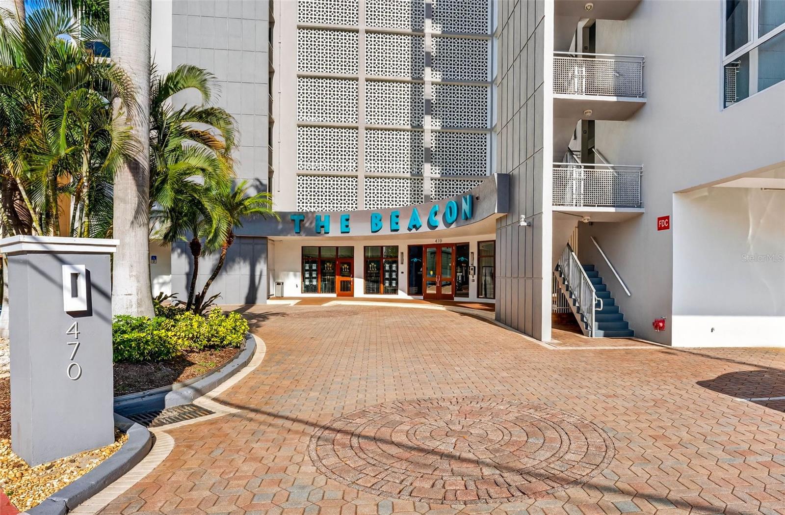 Image 4 of 45 For 470 3rd Street S 318