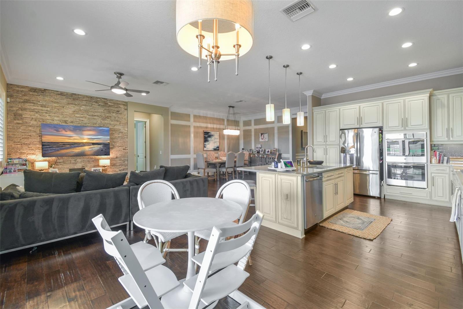 Image 38 of 89 For 3016 Riders Pass