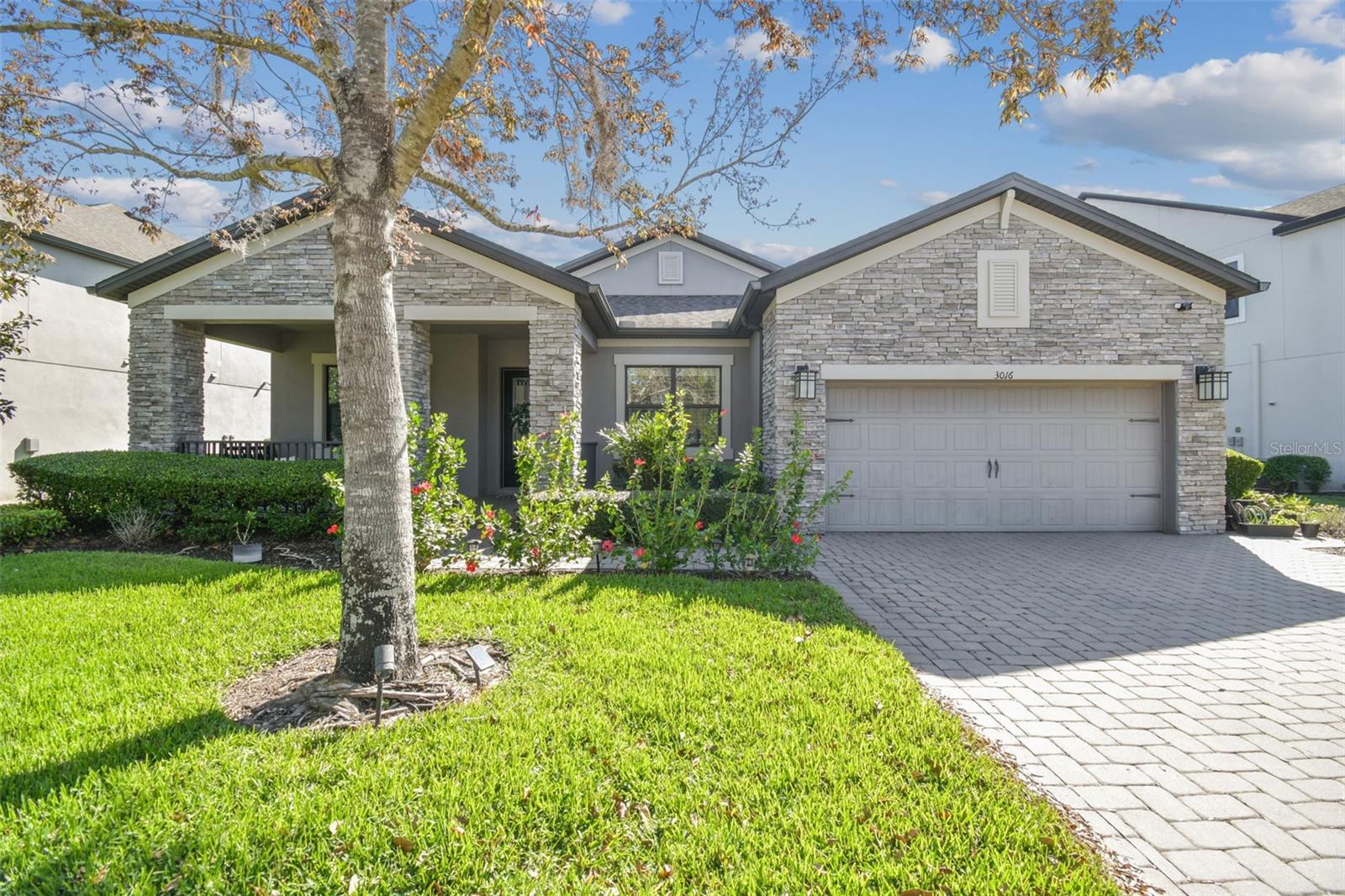 Image 4 of 89 For 3016 Riders Pass