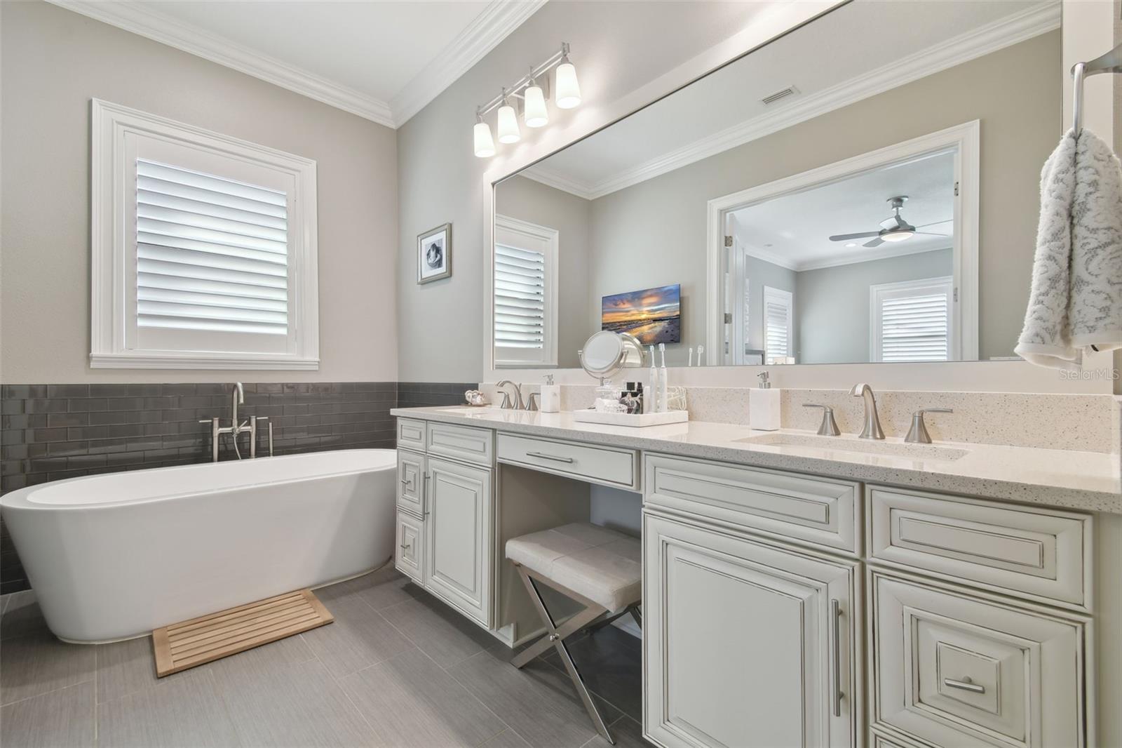 Image 51 of 89 For 3016 Riders Pass