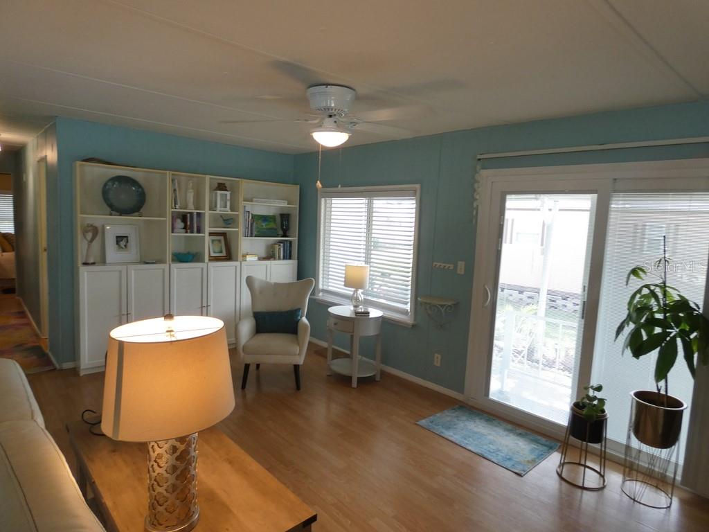 Image 25 of 42 For 9790 66th Street N 100