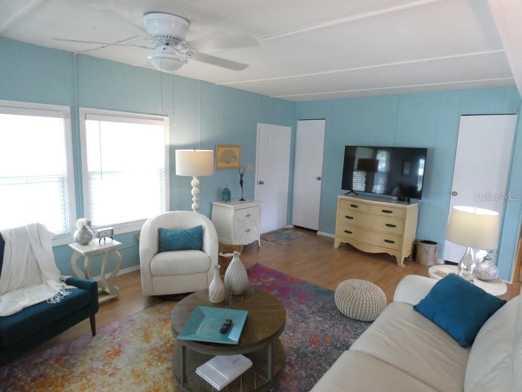 Image 5 of 42 For 9790 66th Street N 100