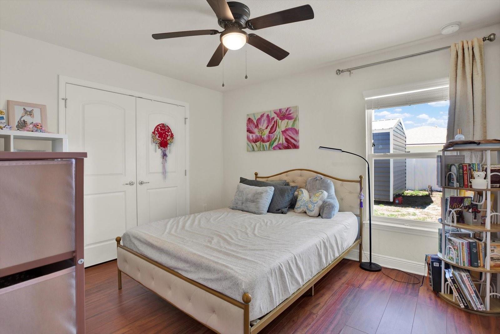 Image 17 of 34 For 14061 White Plains Street