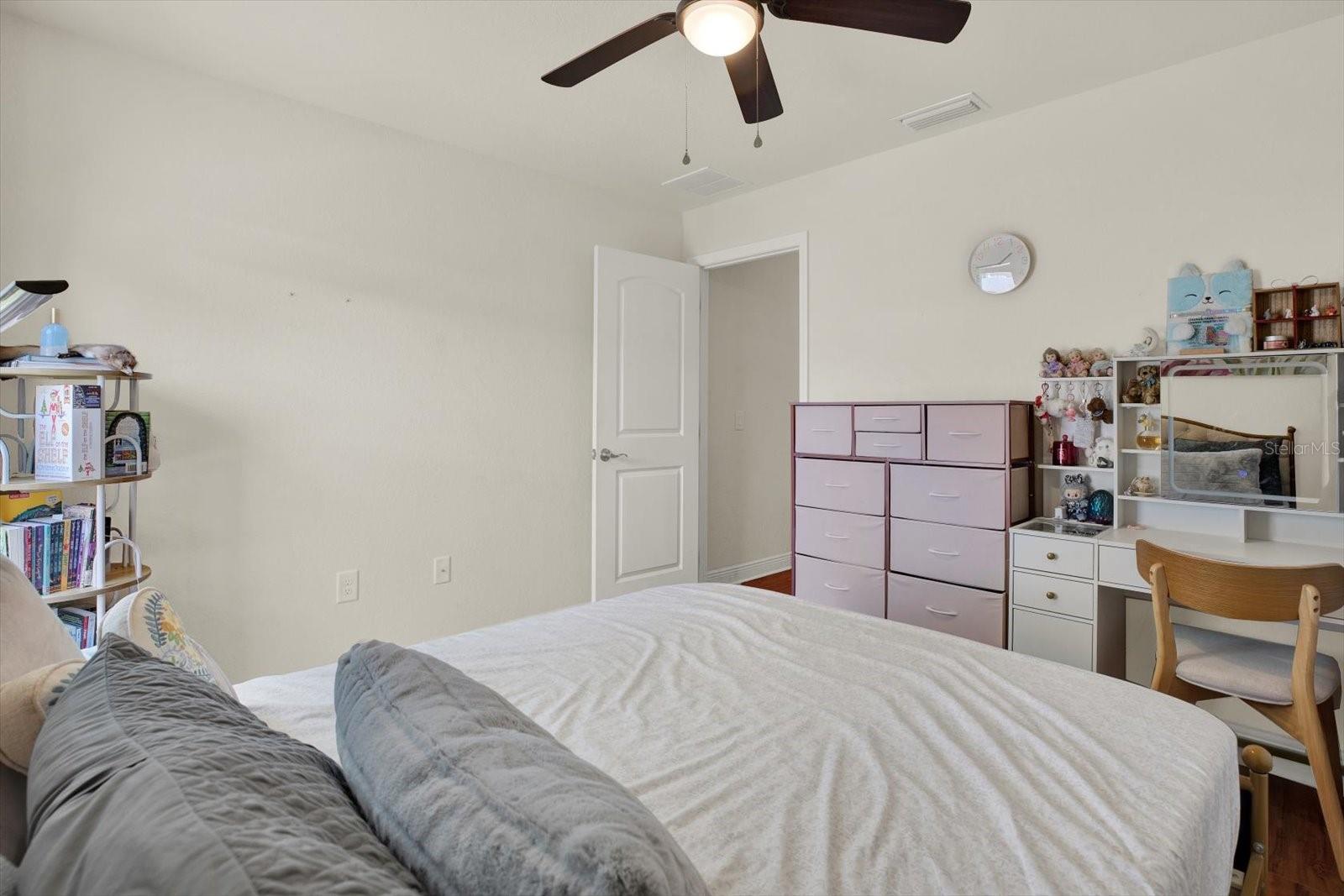 Image 18 of 34 For 14061 White Plains Street